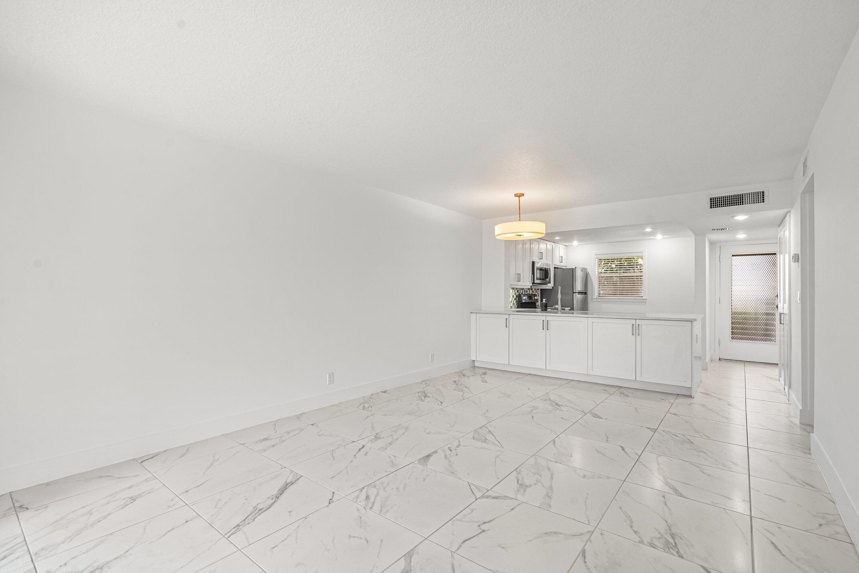 3090 Holiday Springs Boulevard Unit 109 Property Photo 8