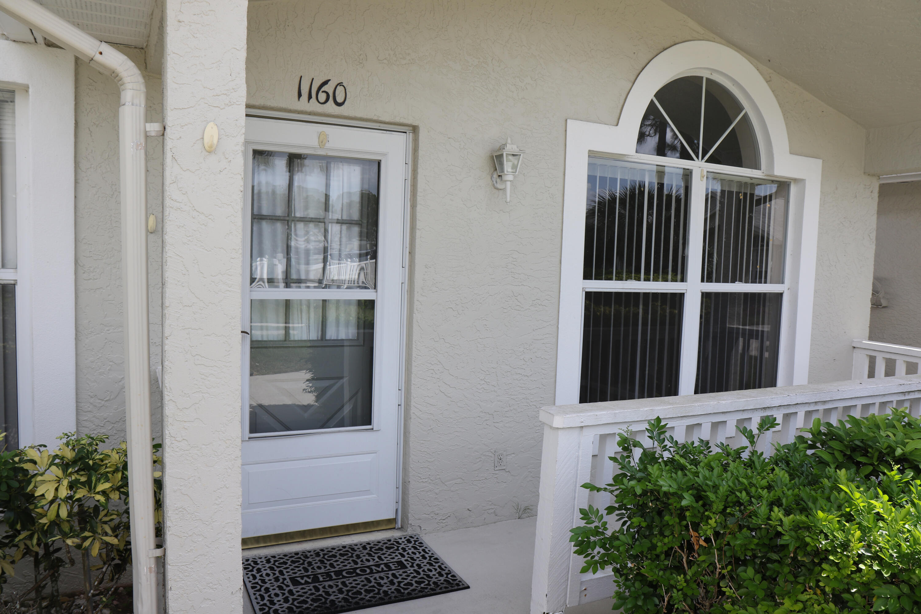 1160 Nw Lombardy Drive Property Photo 3