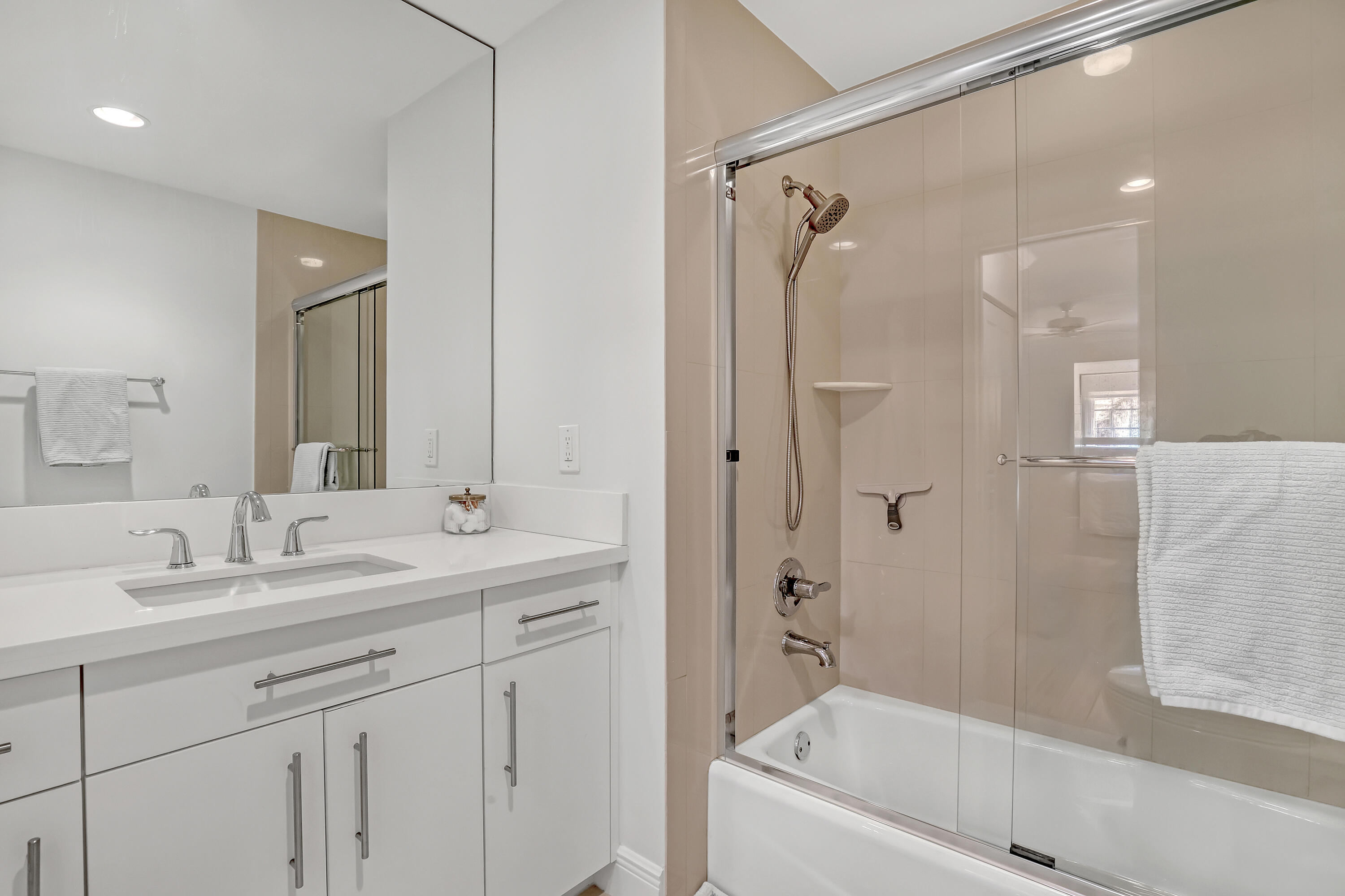 220 Celestial Way 6 Property Photo 16