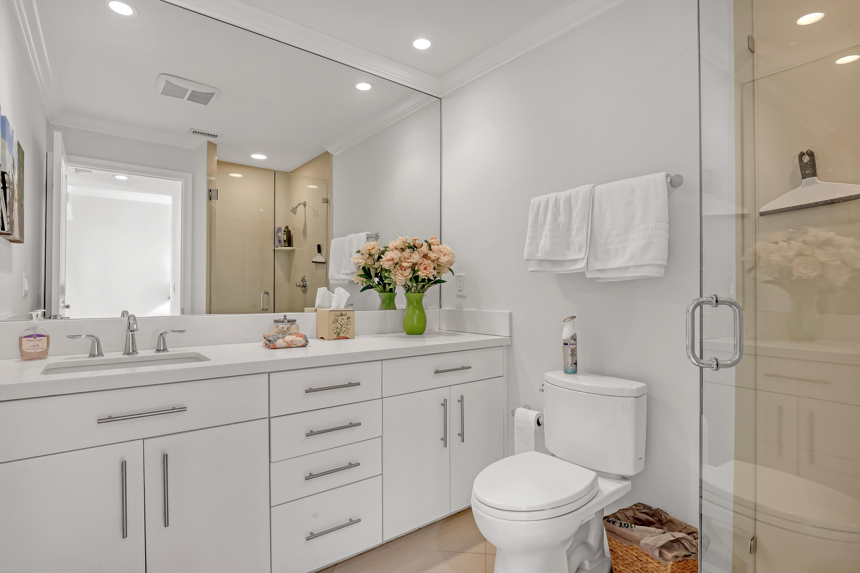 220 Celestial Way 6 Property Photo 17