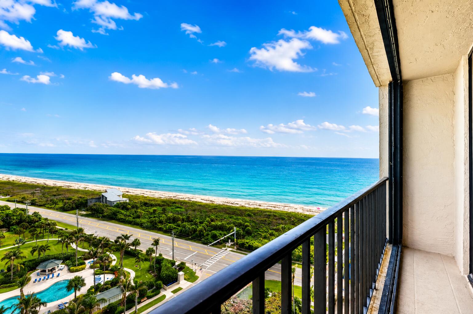 5047 N Highway A1a 1704 Property Photo 10