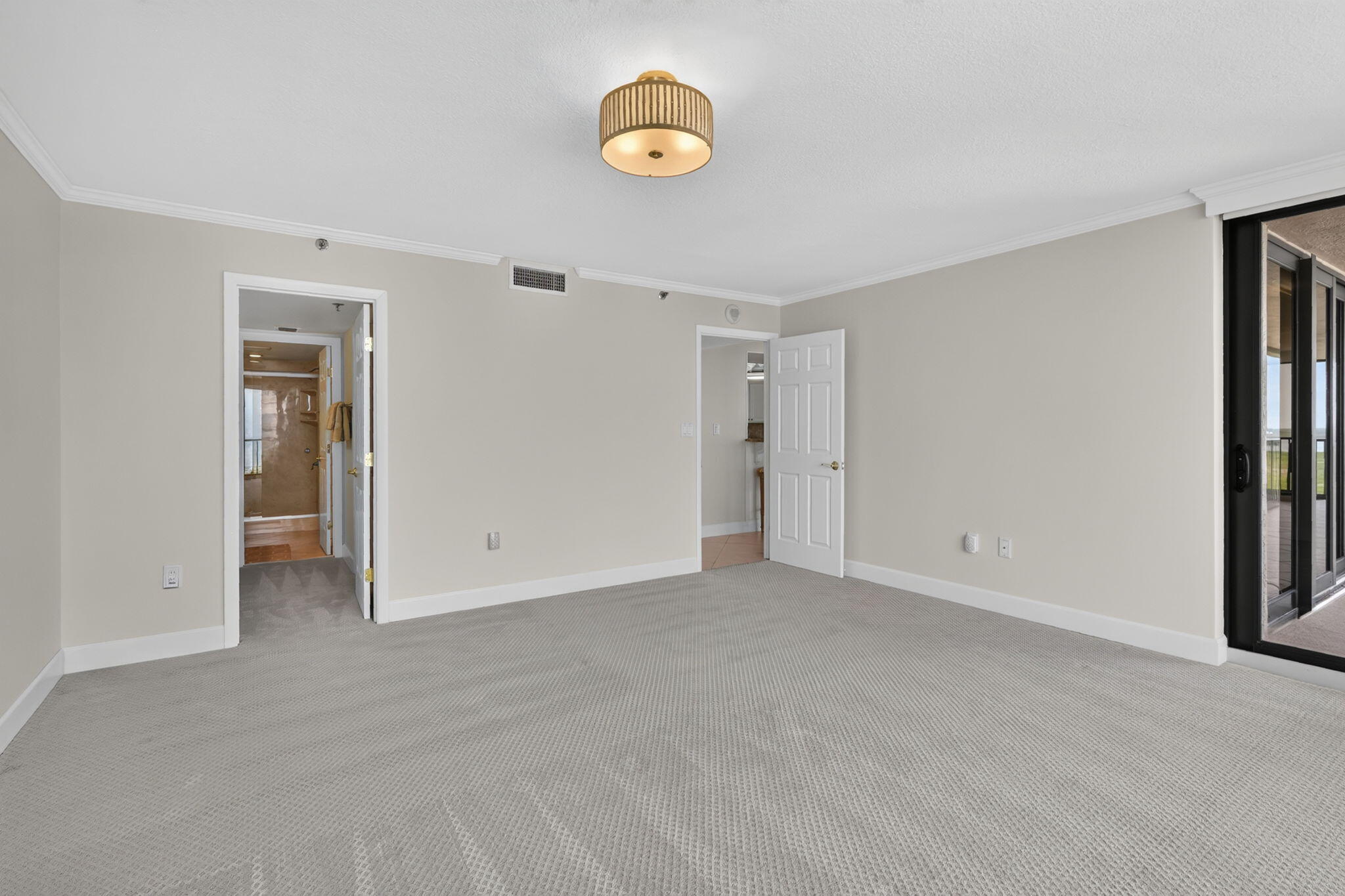 5047 N Highway A1a 1704 Property Photo 11