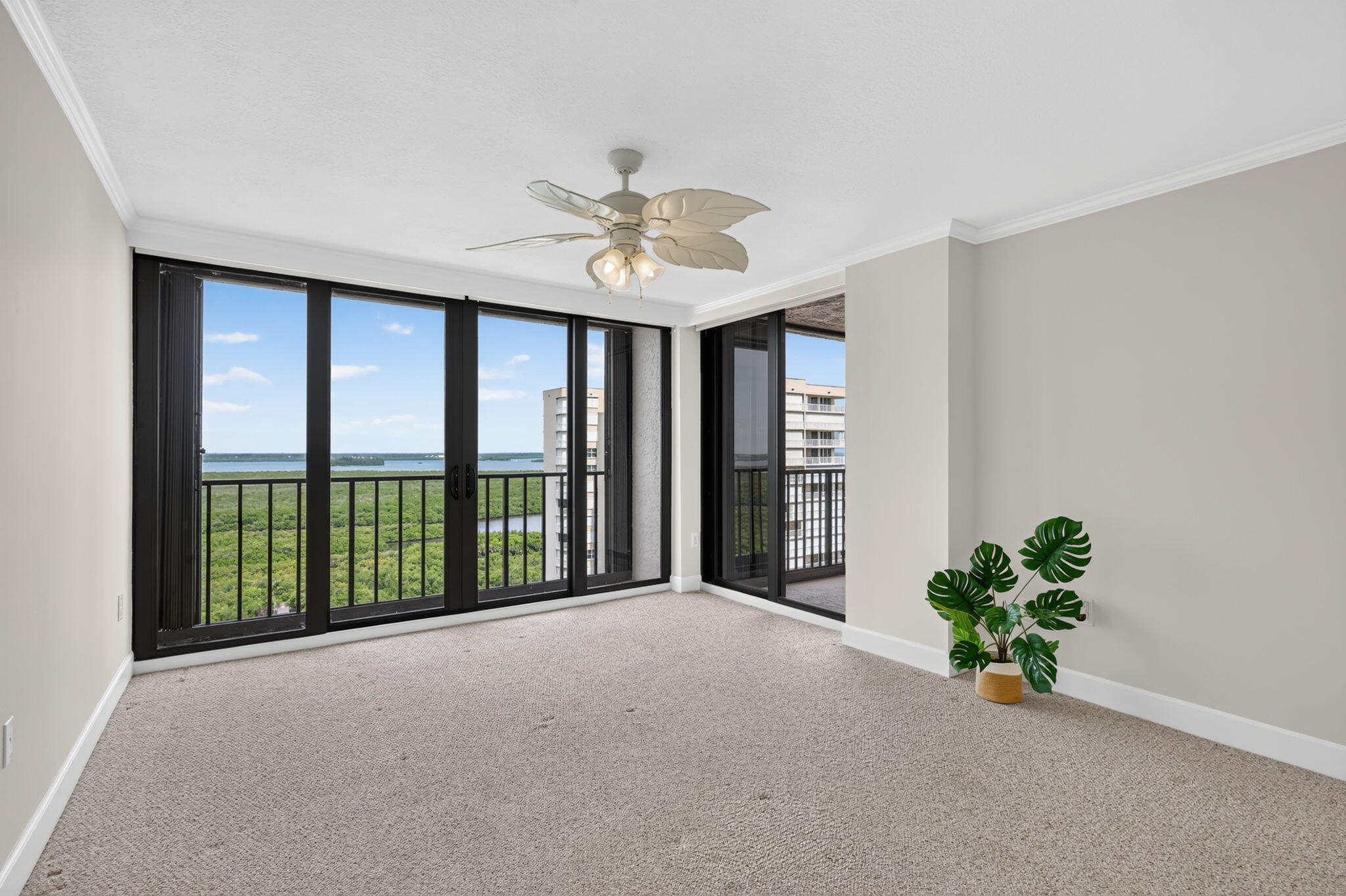 5047 N Highway A1a 1704 Property Photo 33