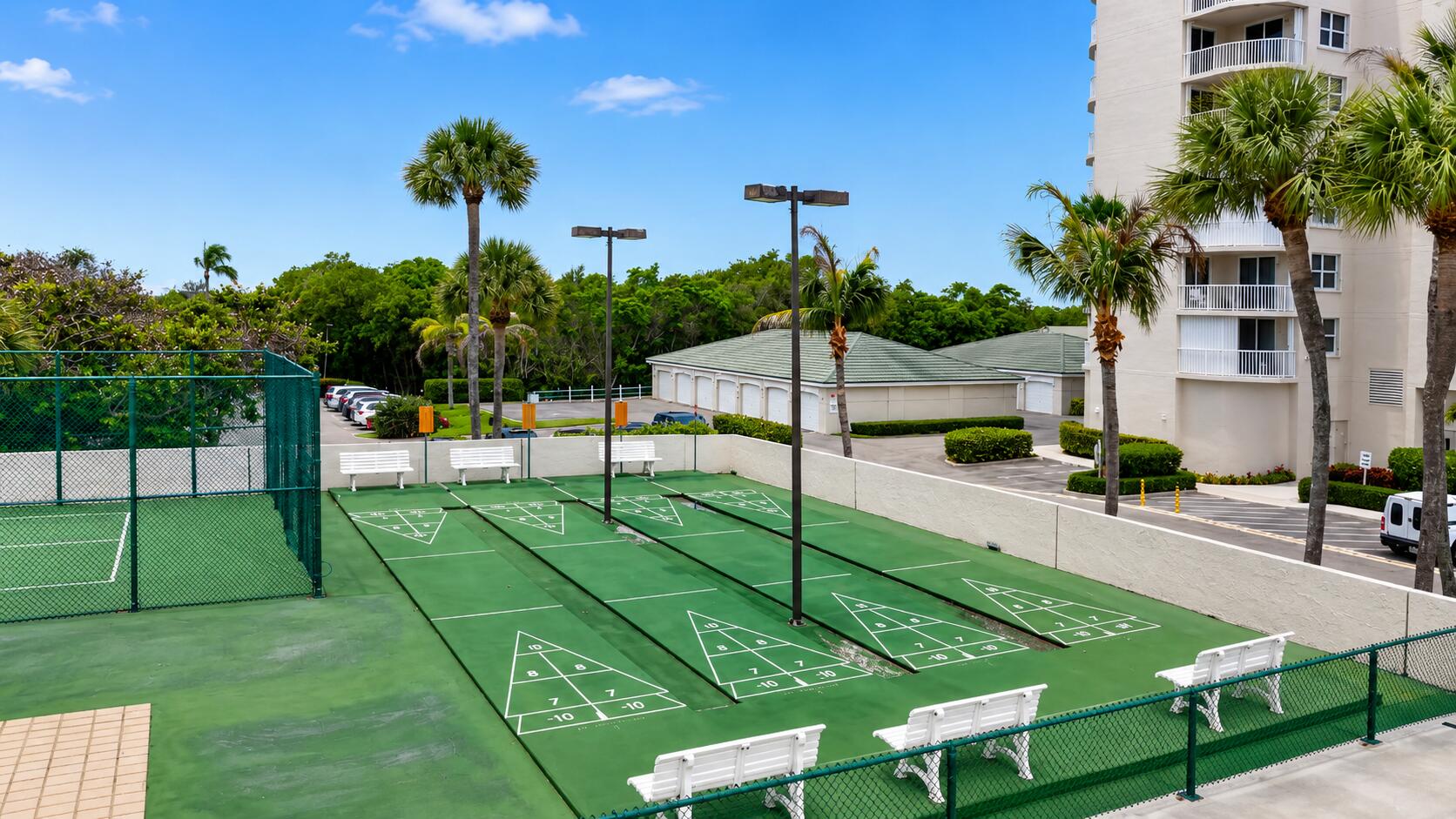 5047 N Highway A1a 1704 Property Photo 48