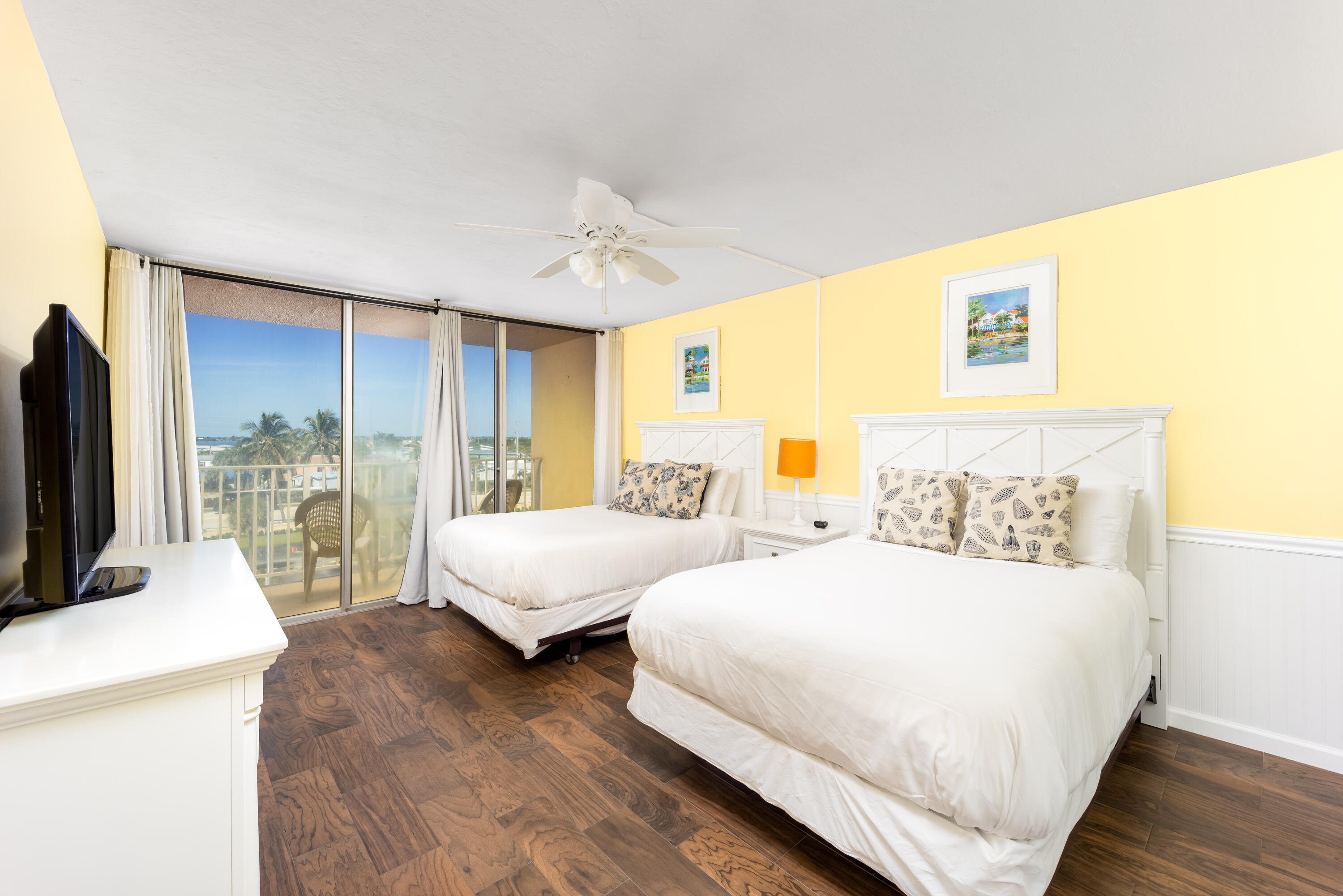 9800 S Ocean Drive 415 Property Photo 11