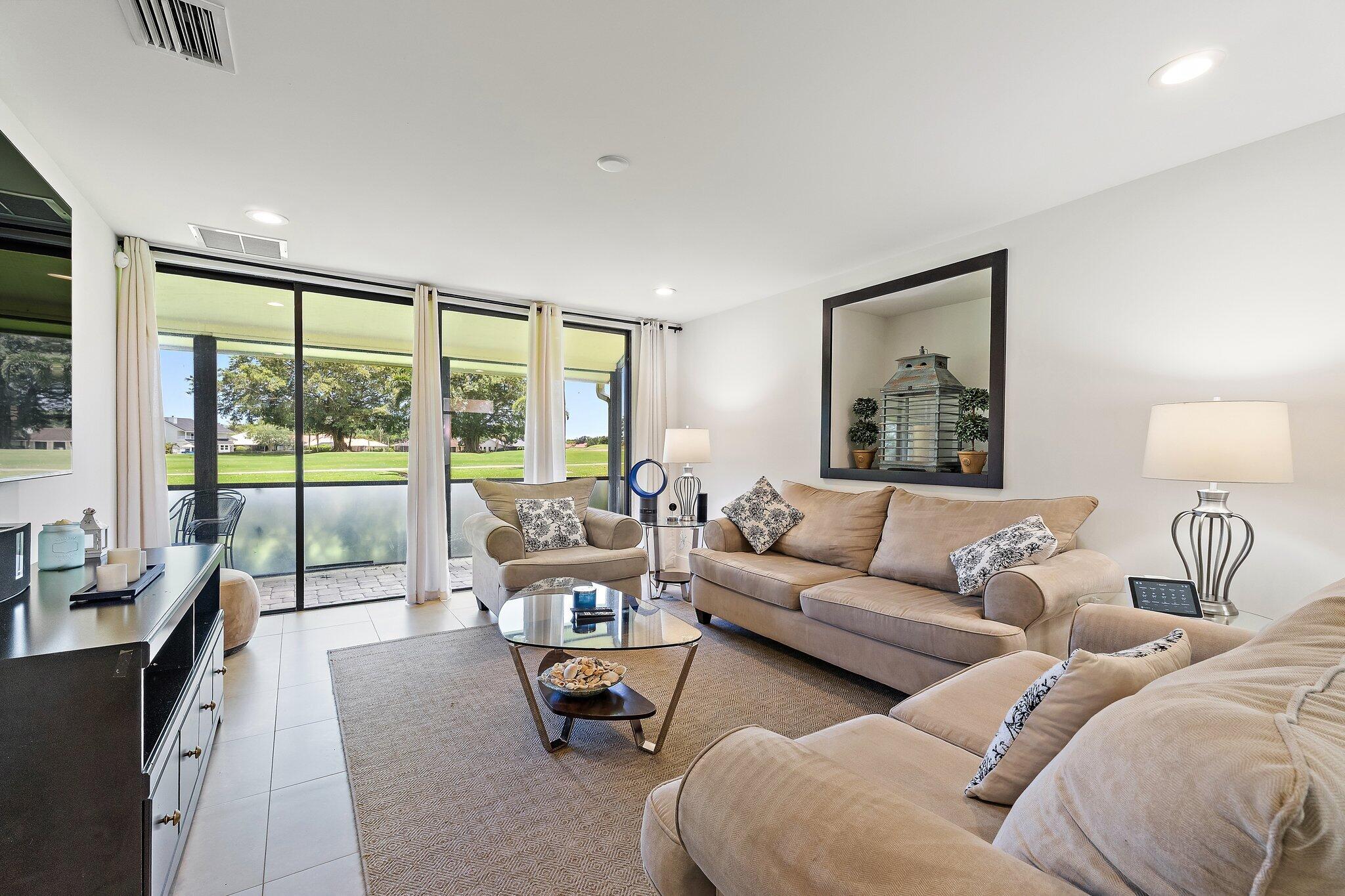 261 Old Meadow Way Way Property Photo 8