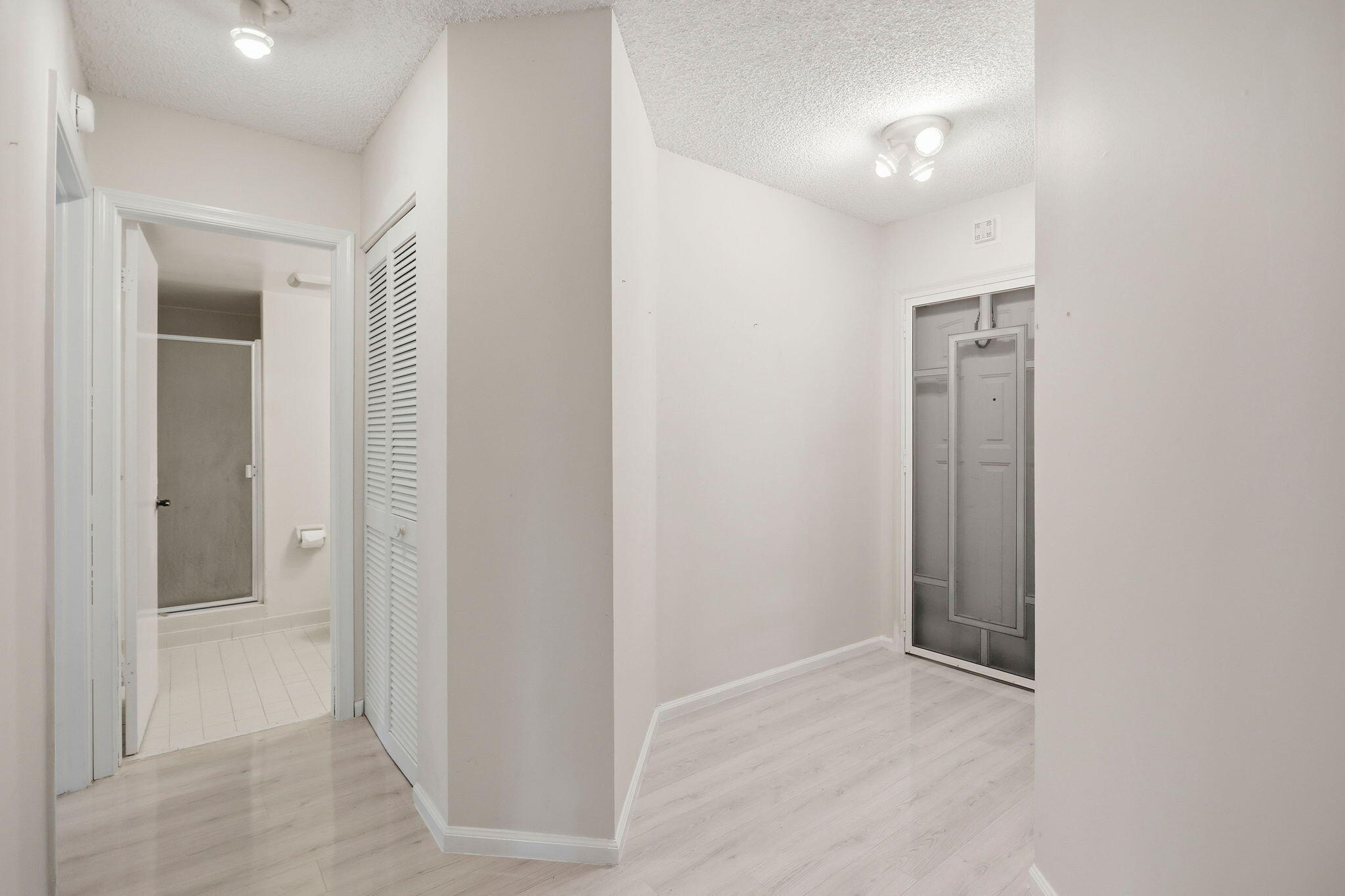 10110 Cedar Point Boulevard 206 Property Photo 3