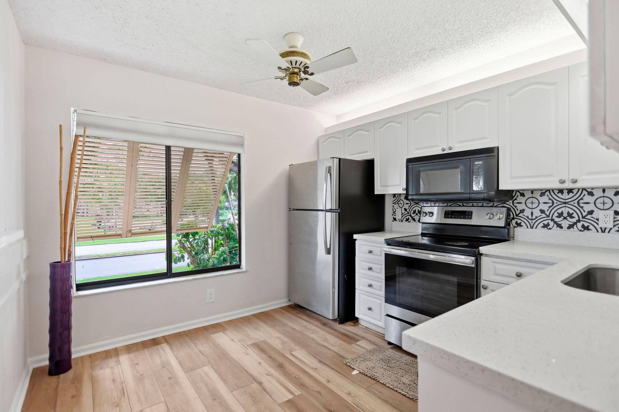 10110 Cedar Point Boulevard 206 Property Photo 5