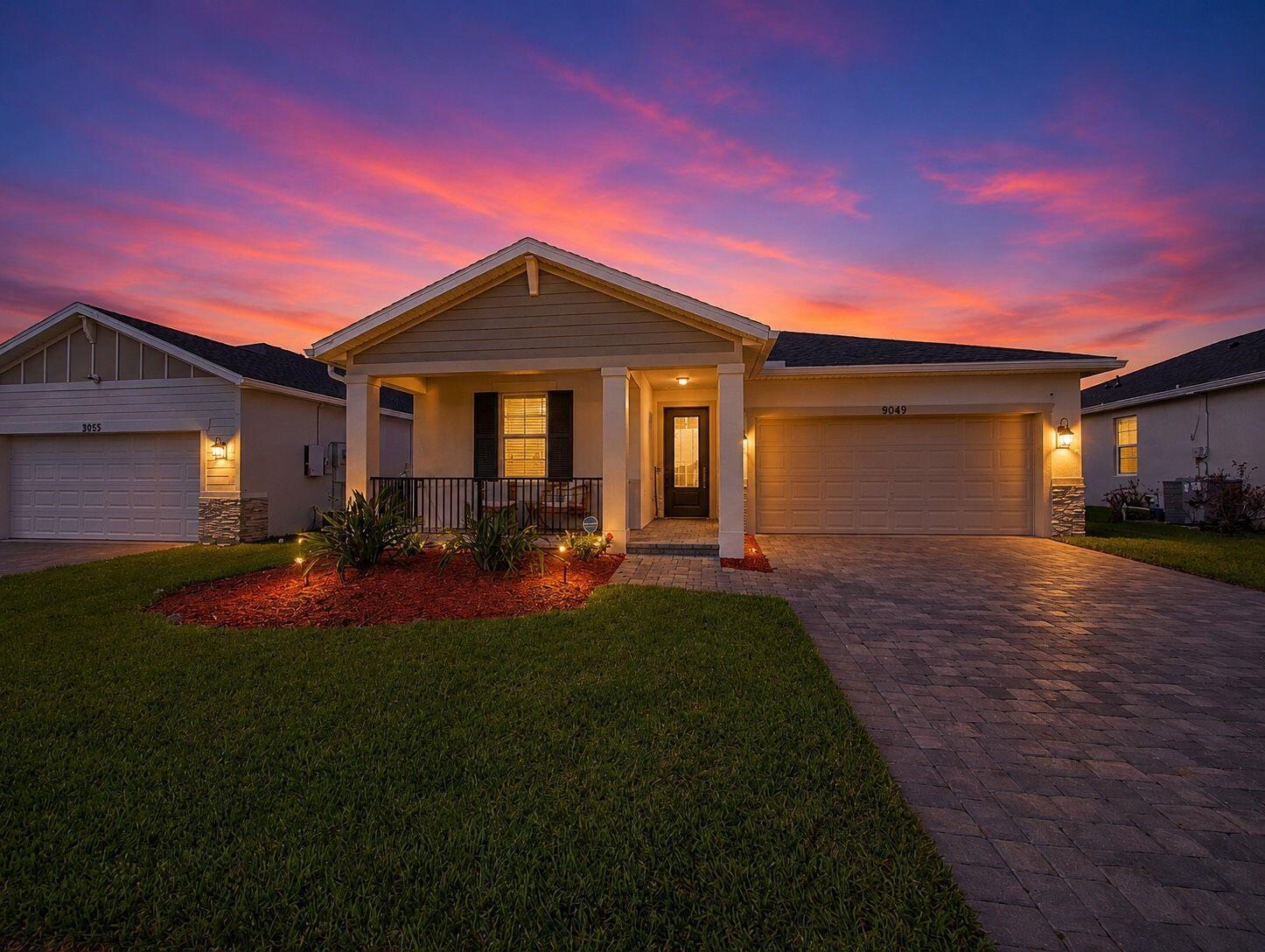 9049 Dahlia Circle Property Photo 1