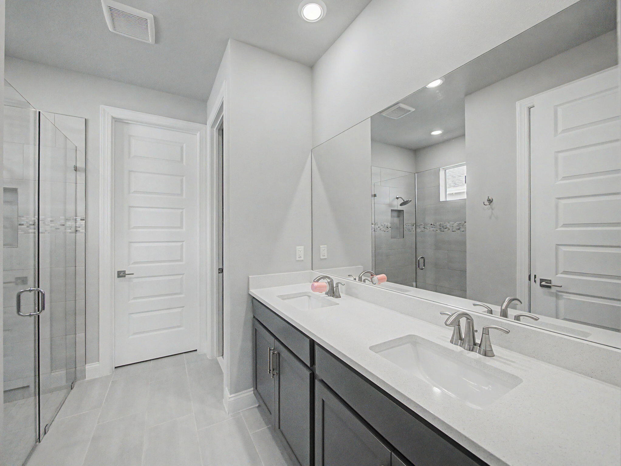9049 Dahlia Circle Property Photo 15