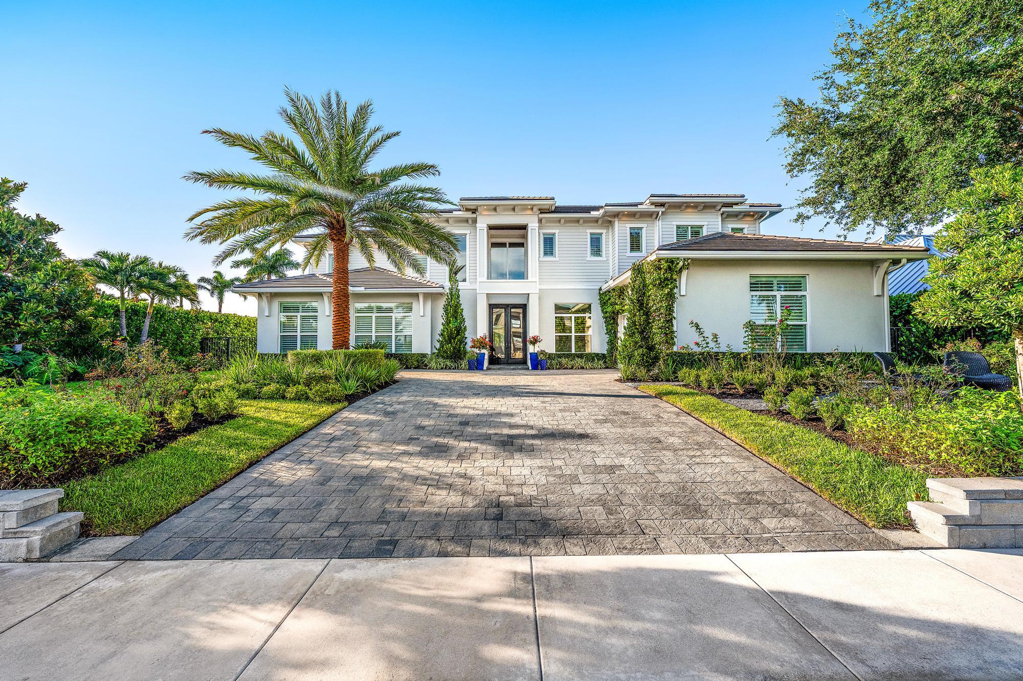 2169 Driftwood Circle