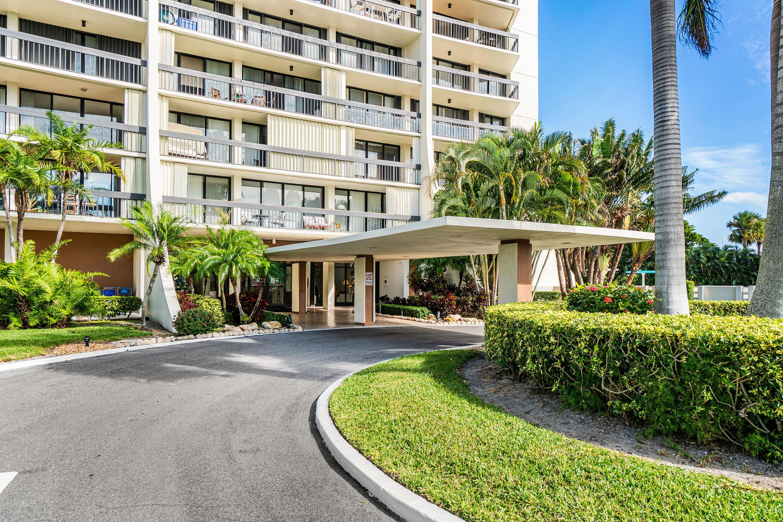 2425 Presidential Way Ph5 Property Photo 6