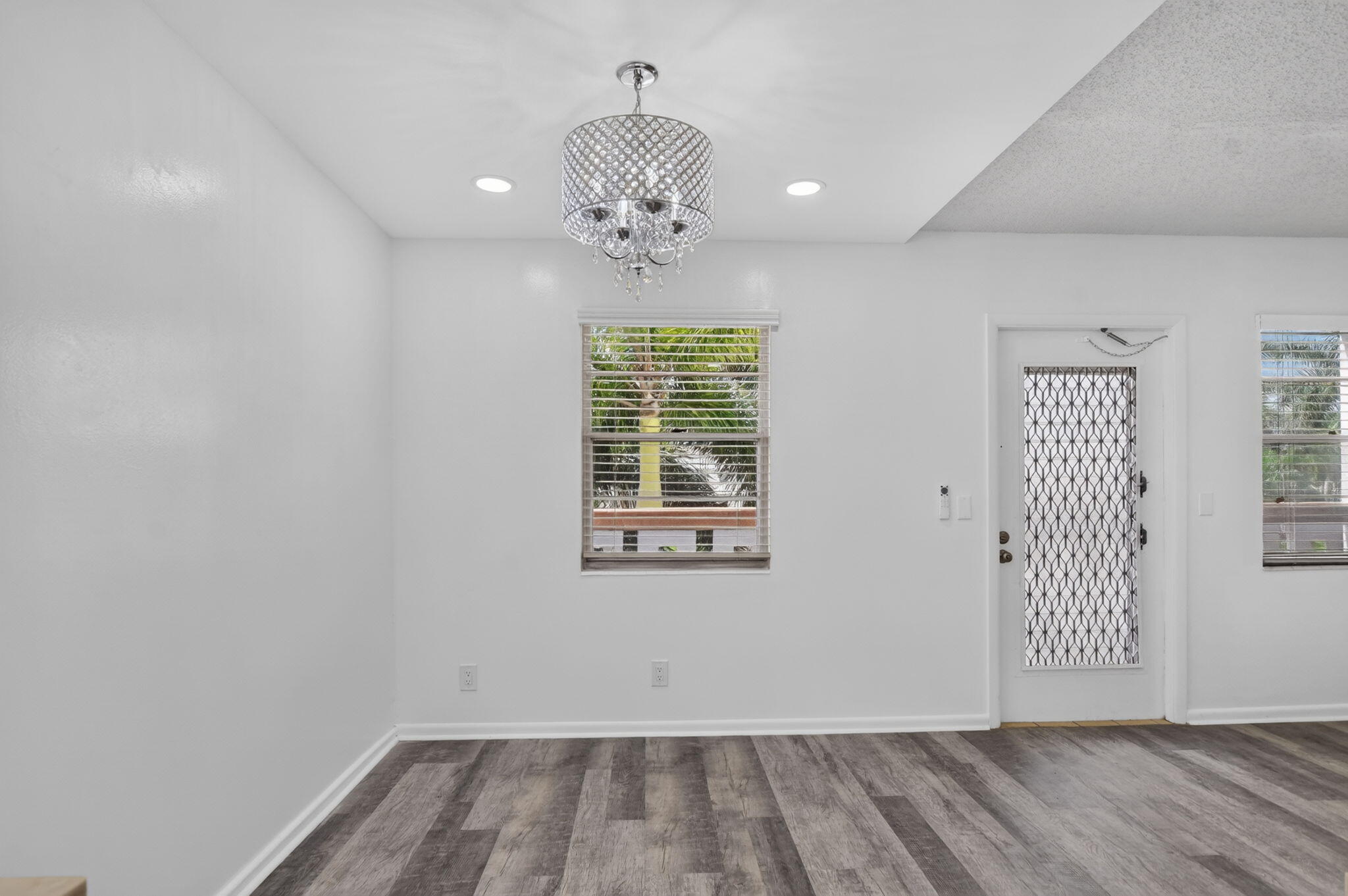 3045 Cornwall C Property Photo 11