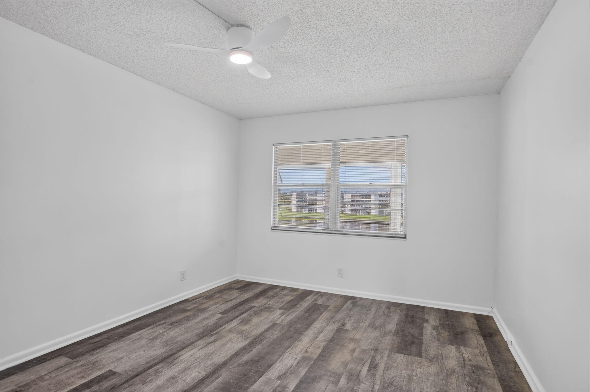 3045 Cornwall C Property Photo 13
