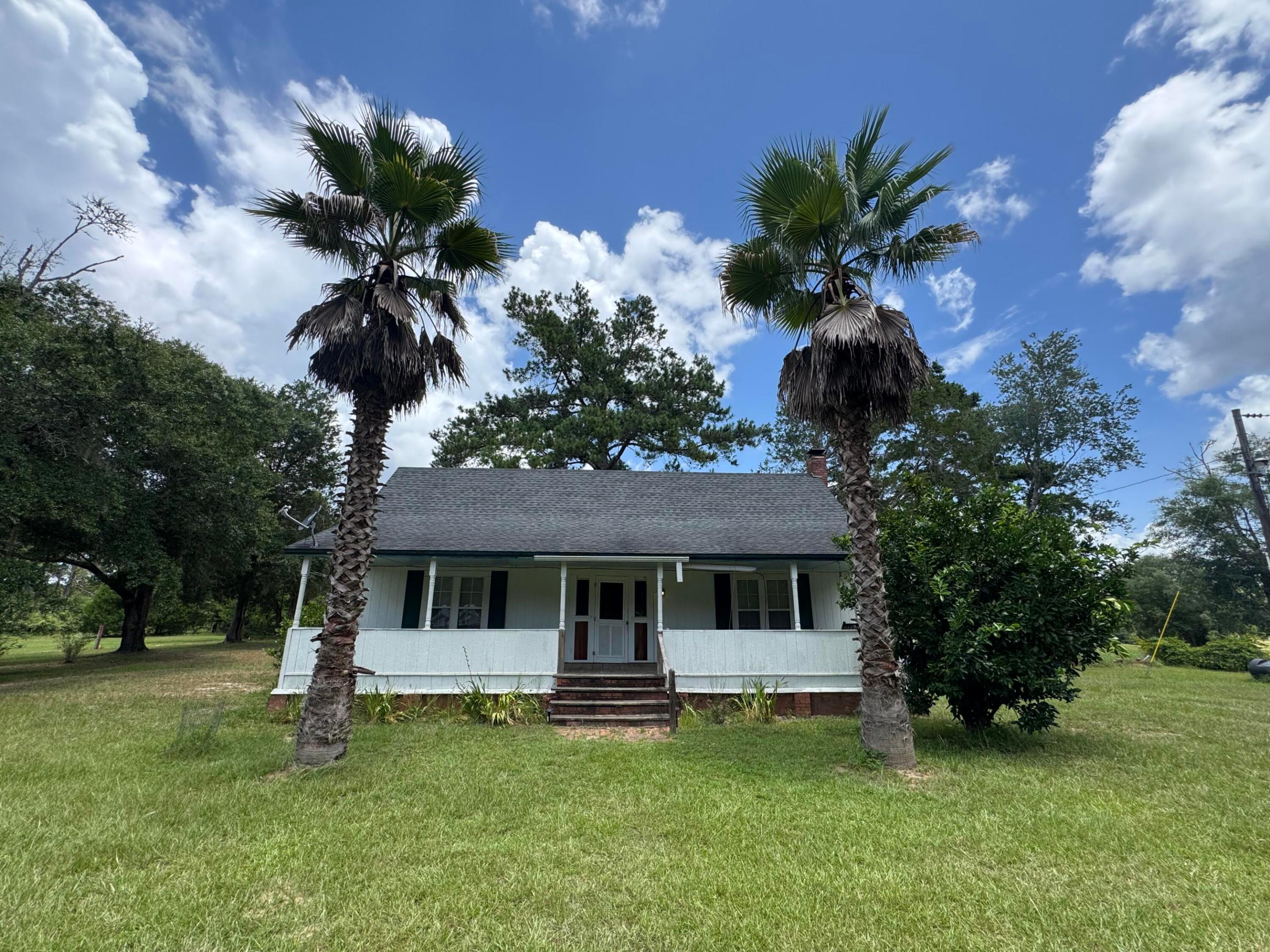 1900 Olive Lane Property Photo 1