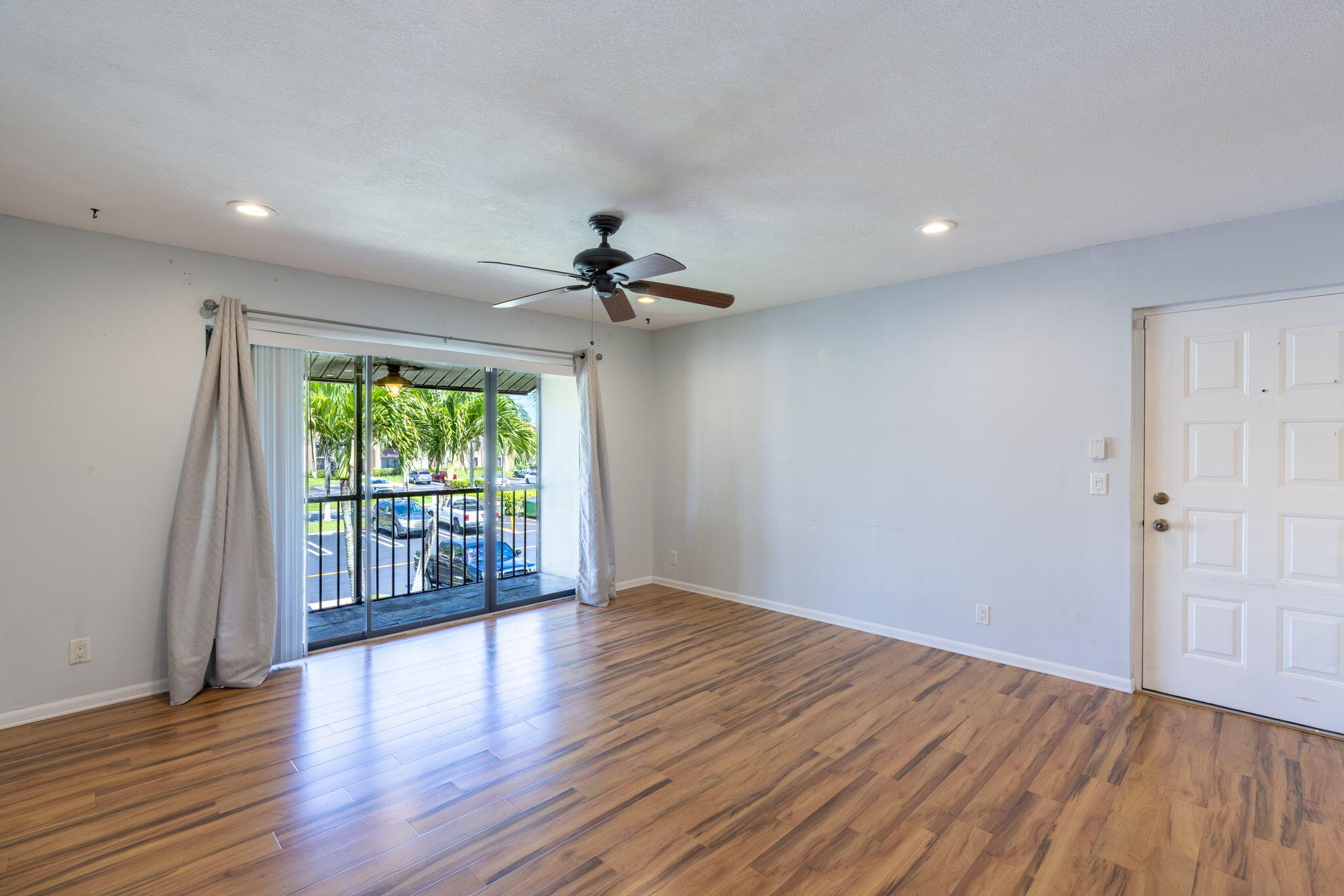 610 Sea Pine Way B2 Property Photo 6