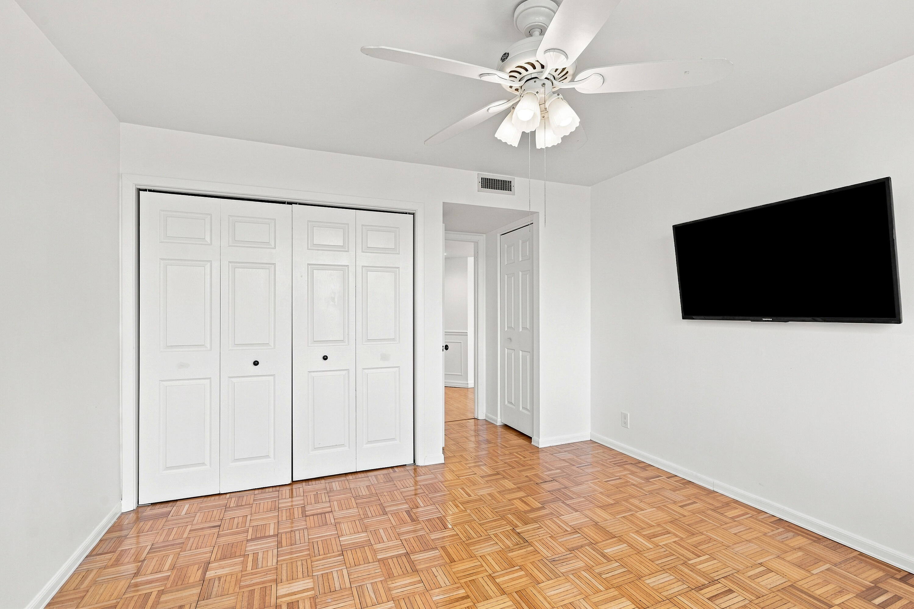 1500 Presidential Way 704 Property Photo 17