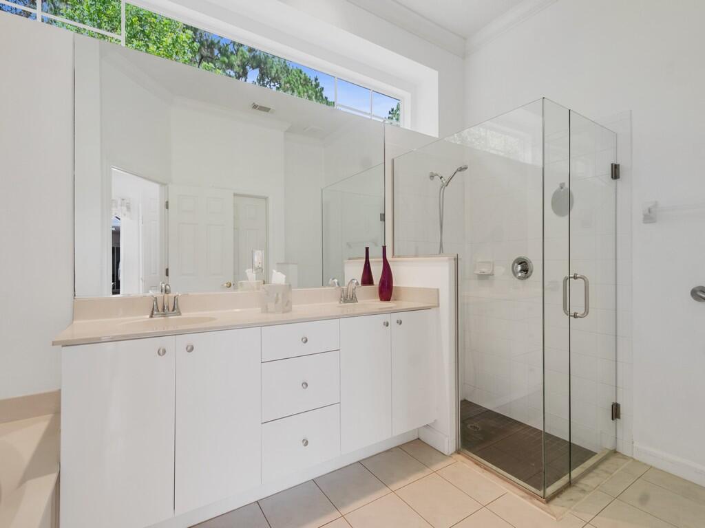 709 Sw Andros Cove Property Photo 18