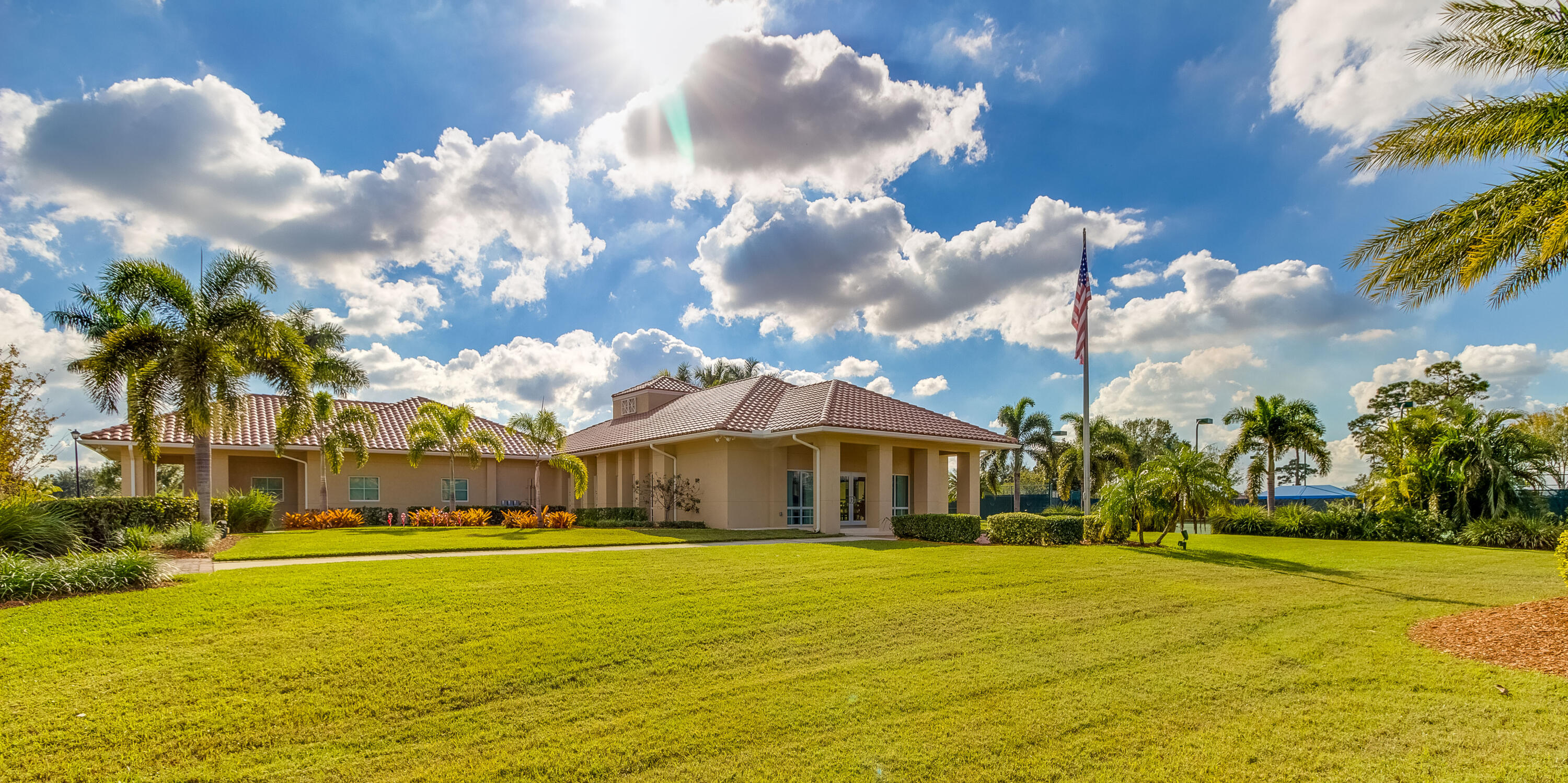 709 Sw Andros Cove Property Photo 40