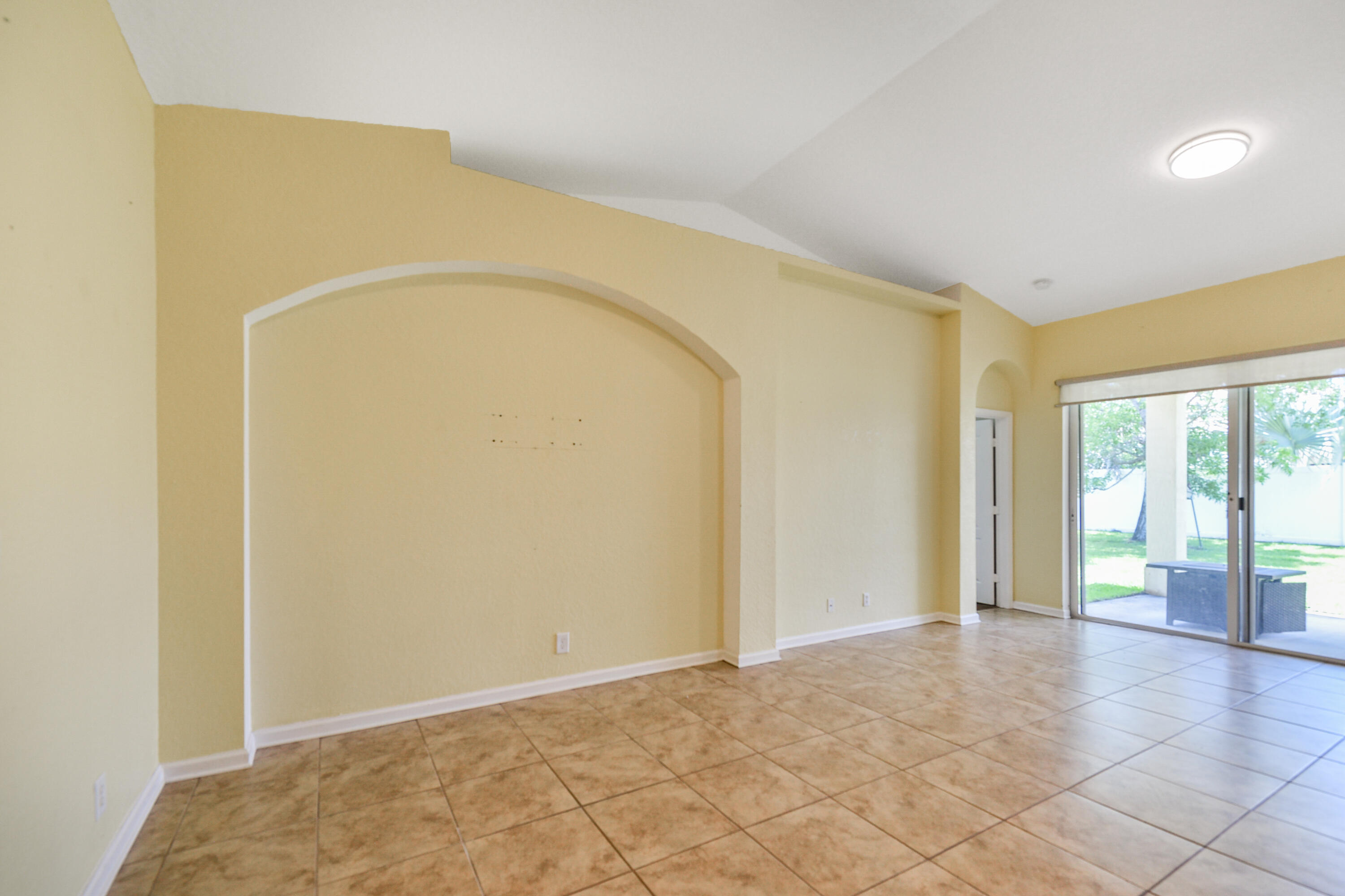 5544 Spanish River Road Property Photo 4