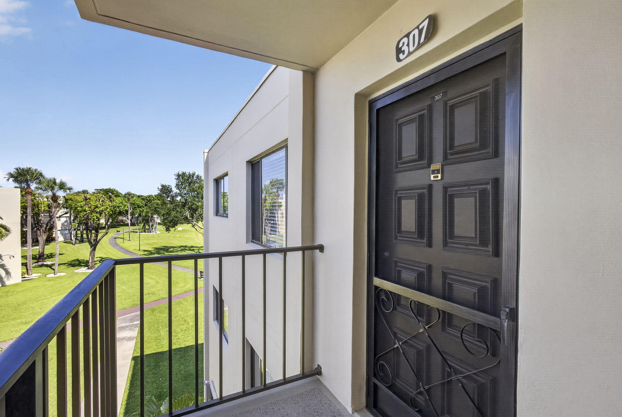 5340 Las Verdes Circle 307 Property Photo 10