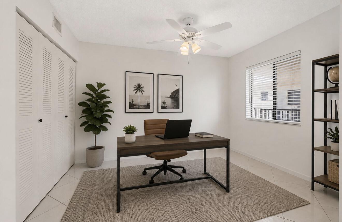 5340 Las Verdes Circle 307 Property Photo 18