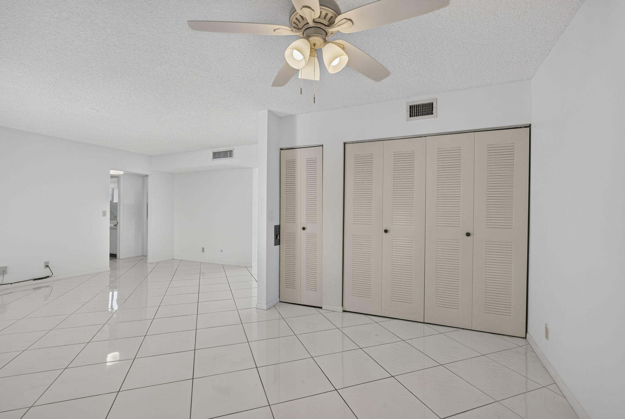 5340 Las Verdes Circle 307 Property Photo 19