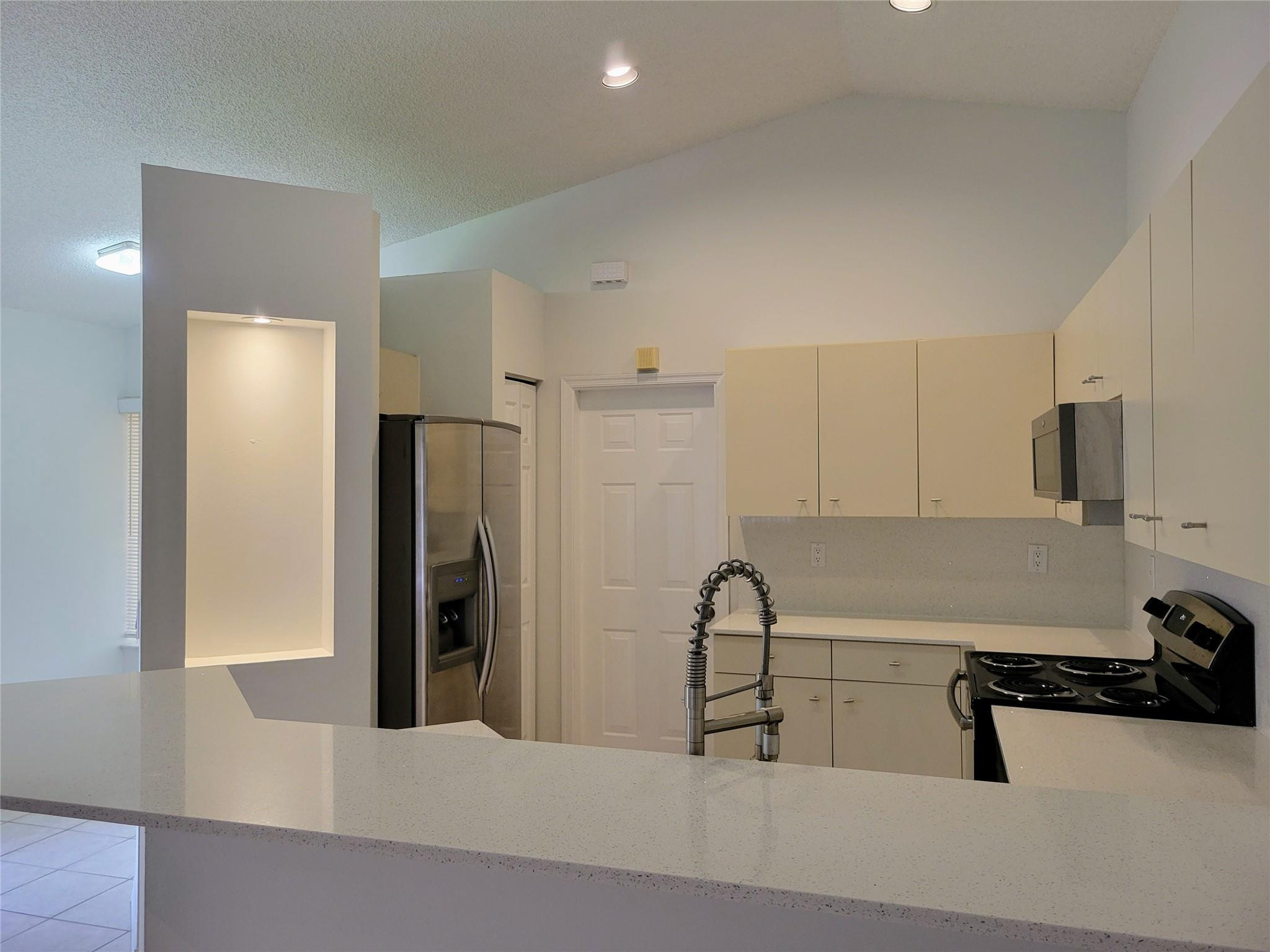 1409 Sabal Trail Property Photo 5