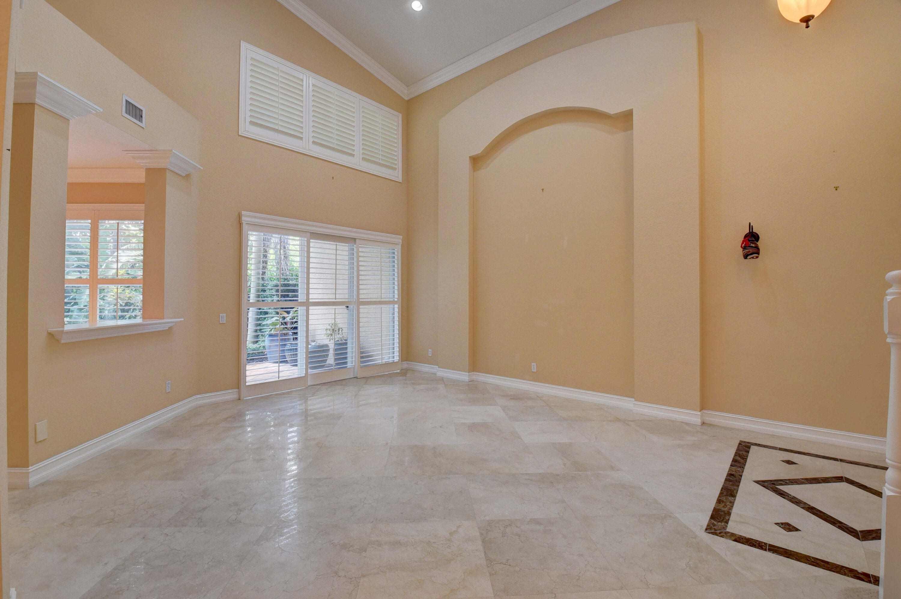 8957 Sandy Crest Lane Property Photo 11