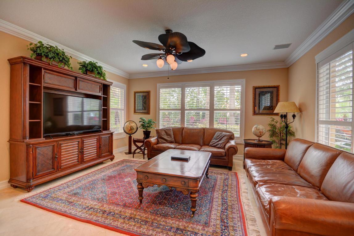 8957 Sandy Crest Lane Property Photo 13