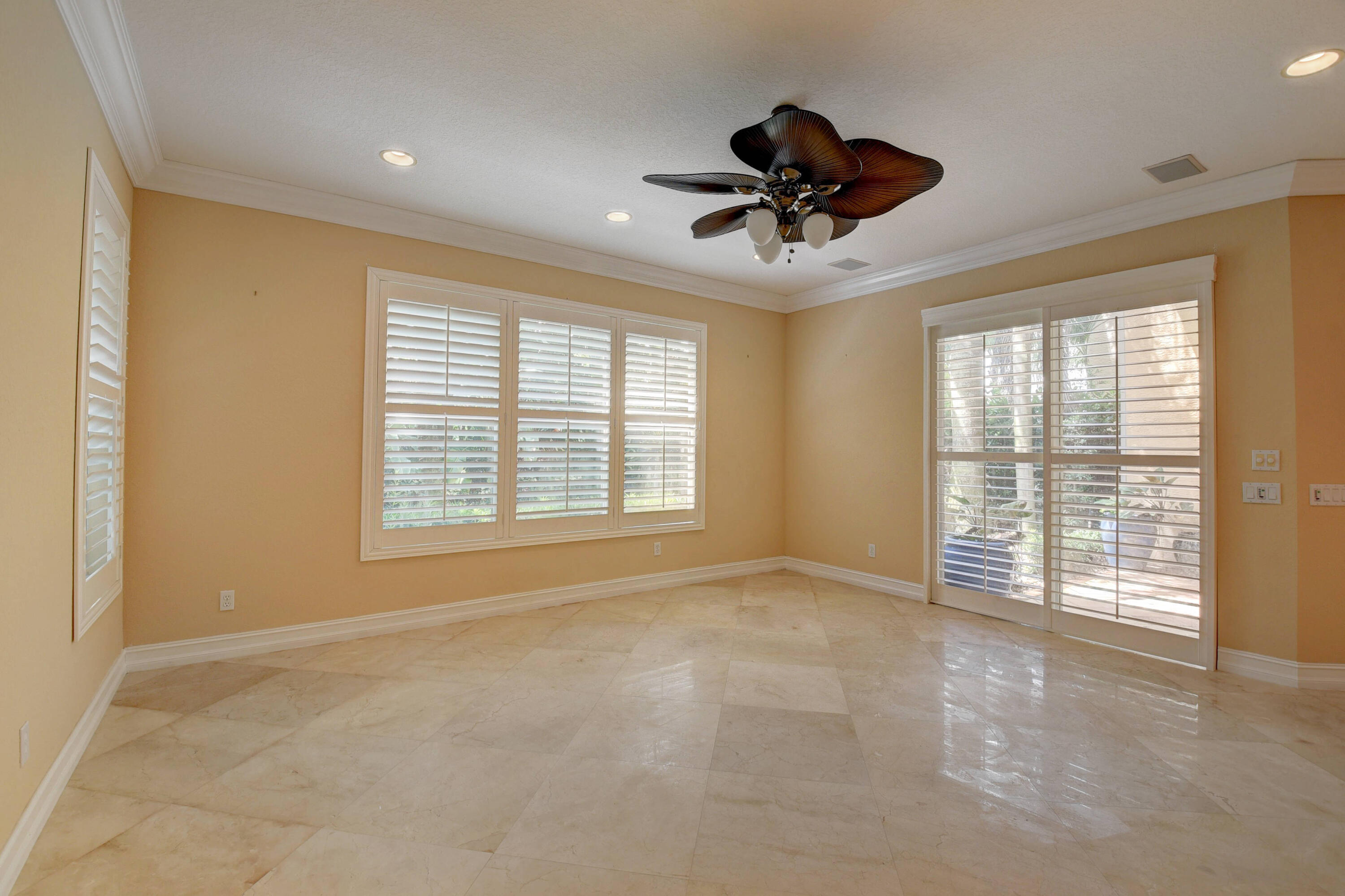 8957 Sandy Crest Lane Property Photo 24