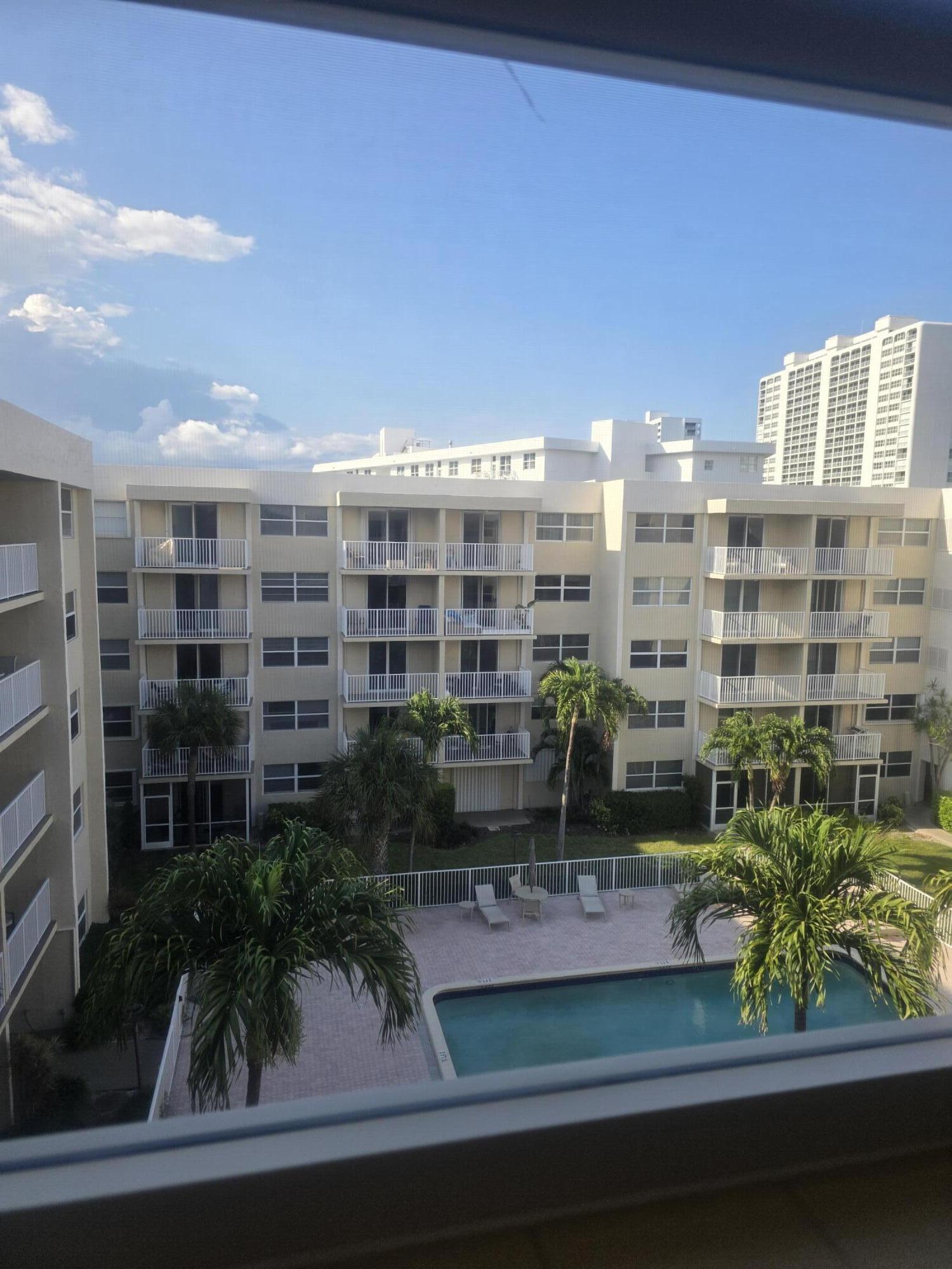 2929 S Ocean Boulevard 5060 Property Photo 5
