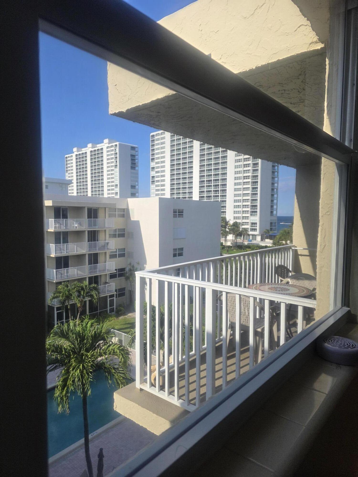 2929 S Ocean Boulevard 5060 Property Photo 7