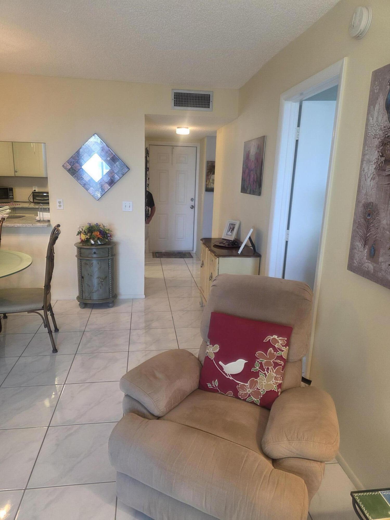 2929 S Ocean Boulevard 5060 Property Photo 10