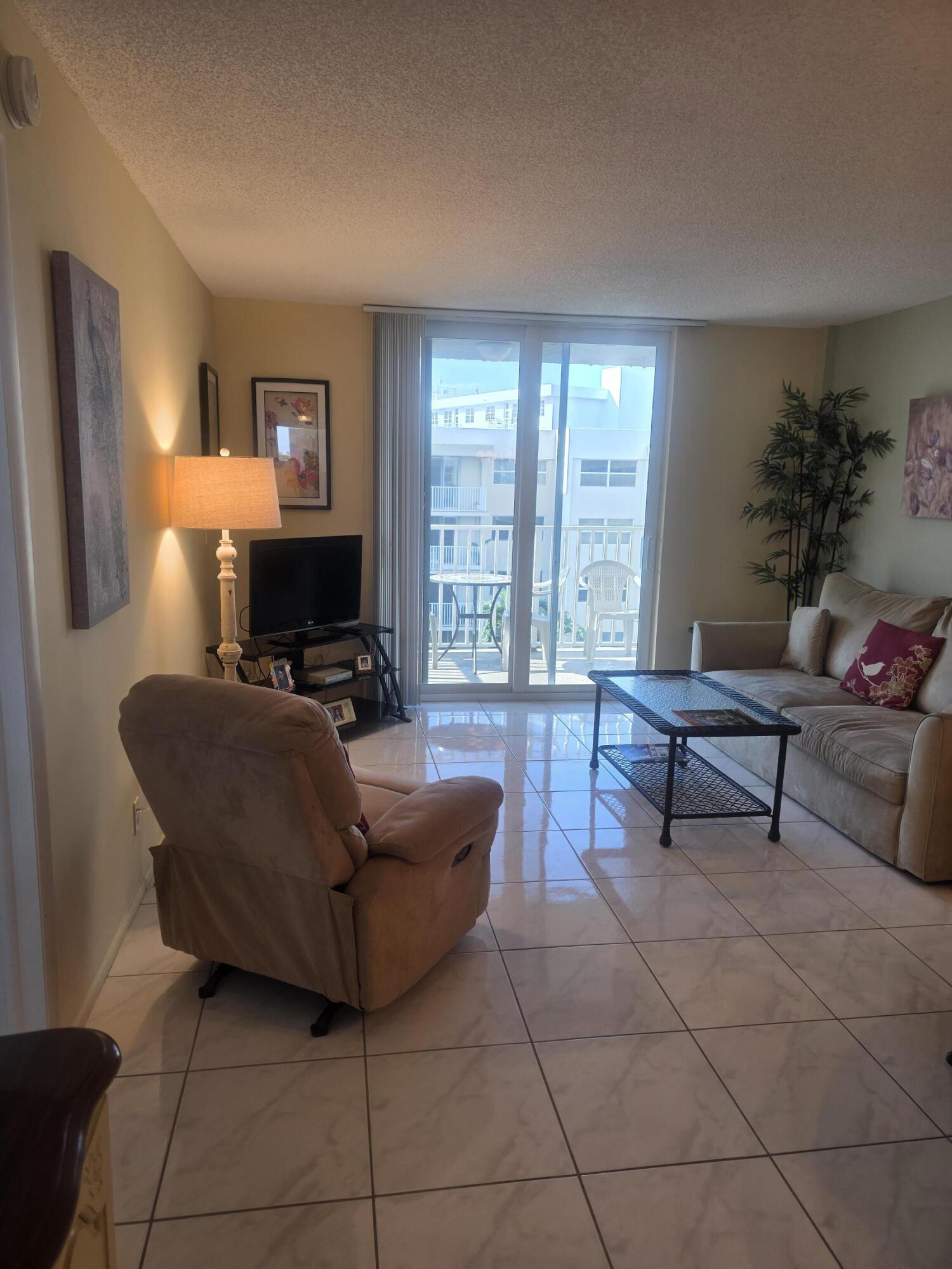 2929 S Ocean Boulevard 5060 Property Photo 19