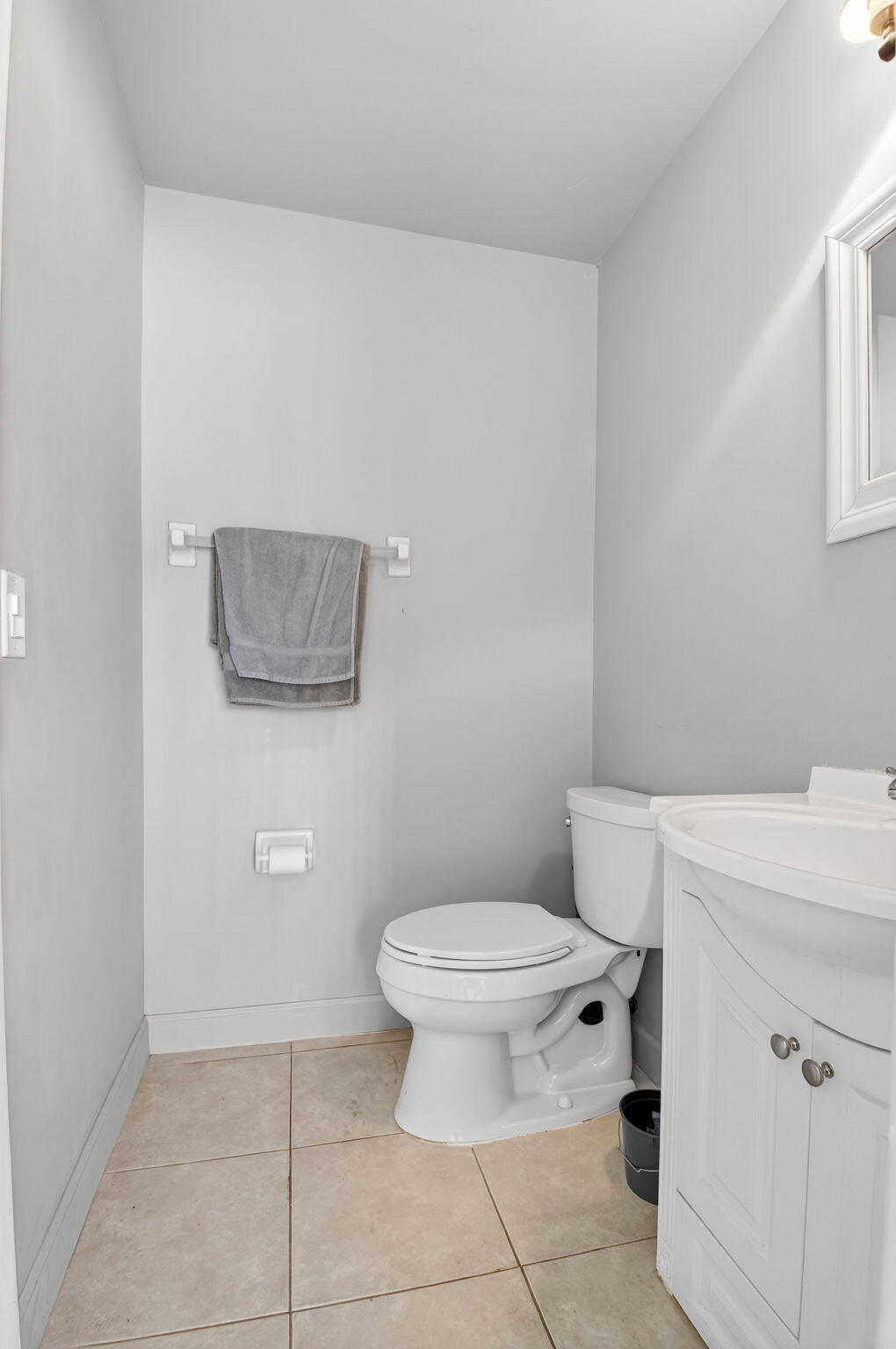 13984 Vía Flora B Property Photo 19