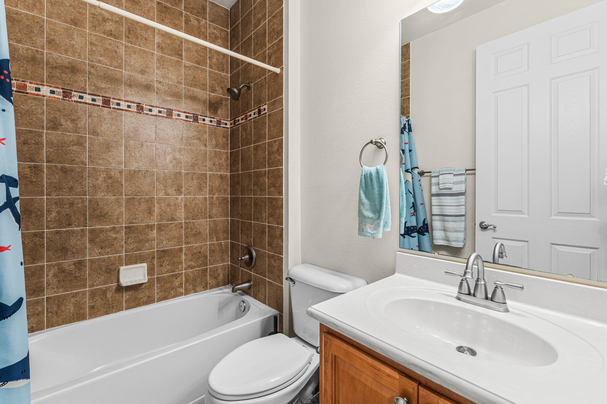 6223 Dorchester Way Property Photo 23