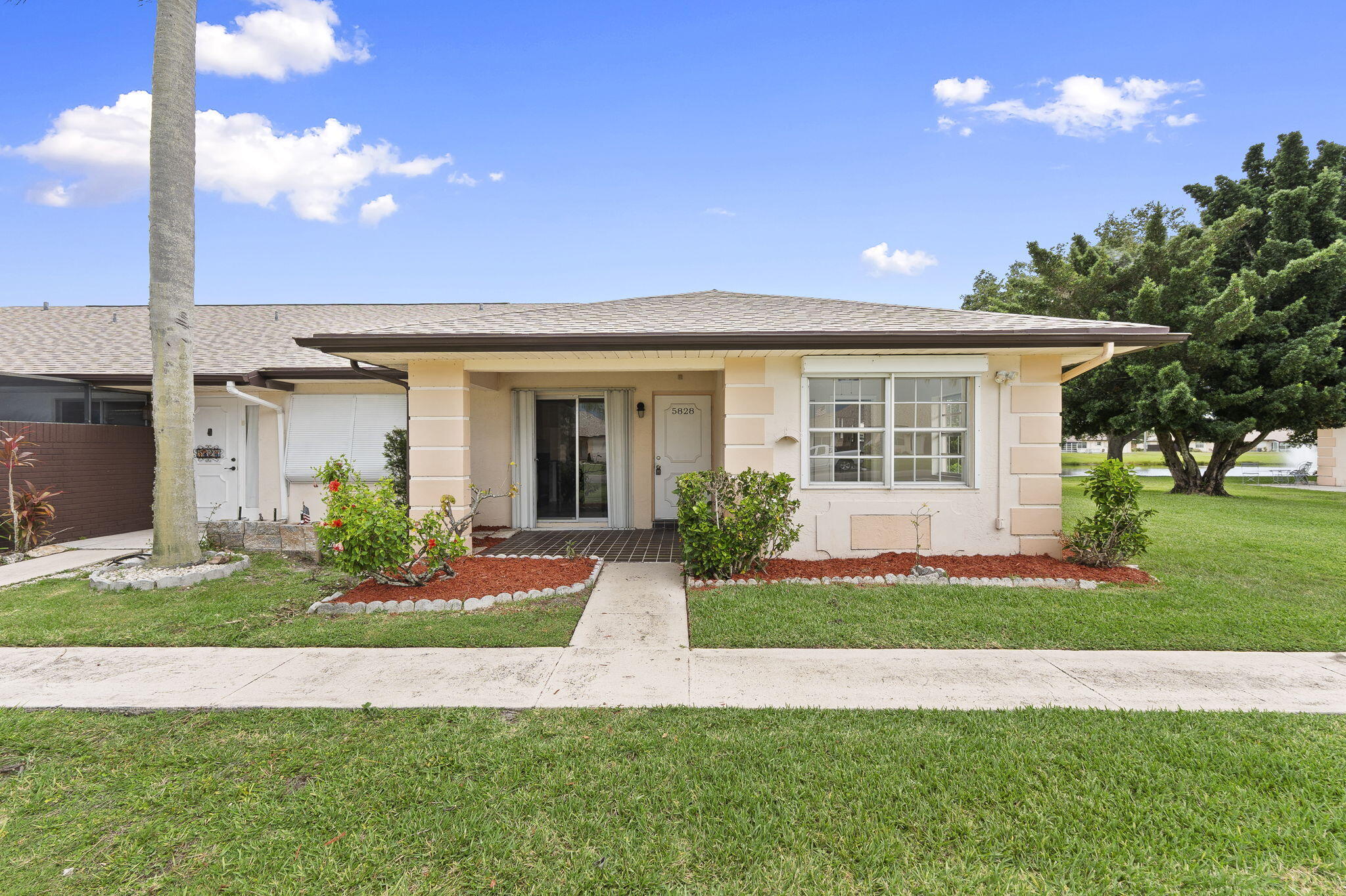 5828 Honeybell Court Property Photo 1