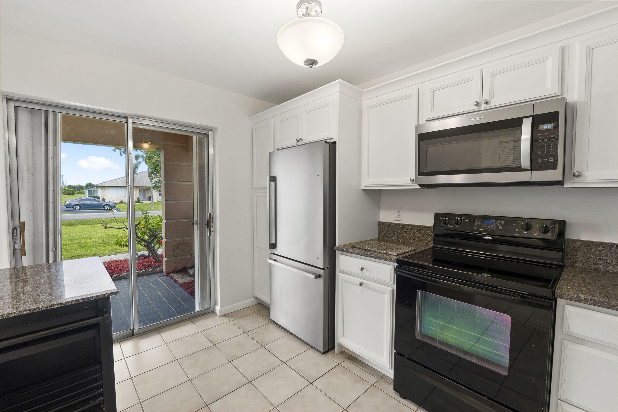 5828 Honeybell Court Property Photo 6