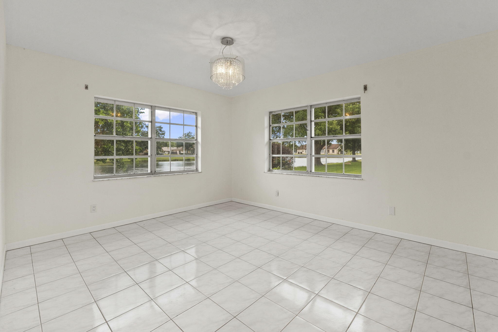 5828 Honeybell Court Property Photo 11