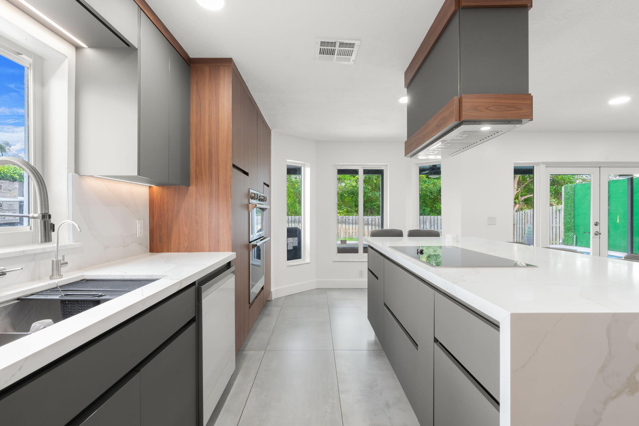 52 Gables Boulevard Property Photo 19