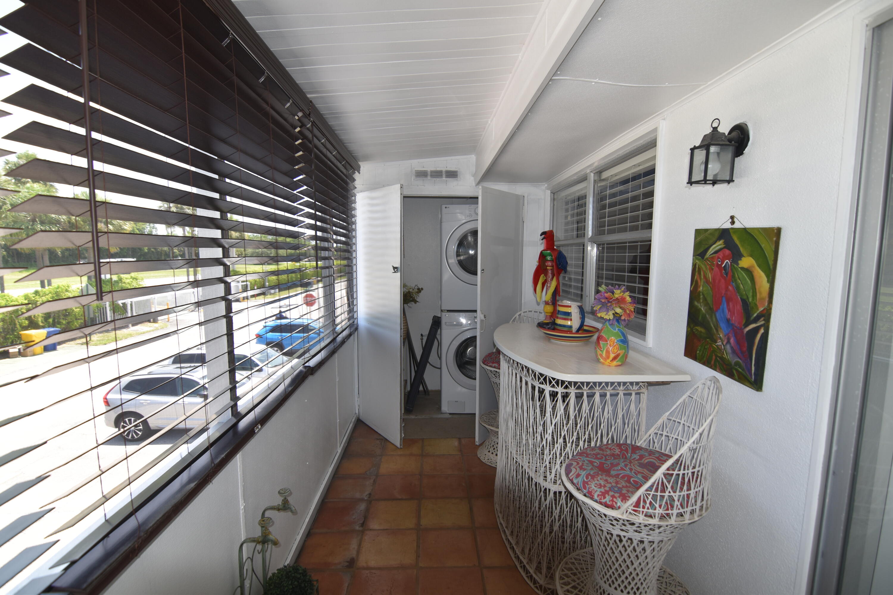 237 Saxony E Property Photo 18