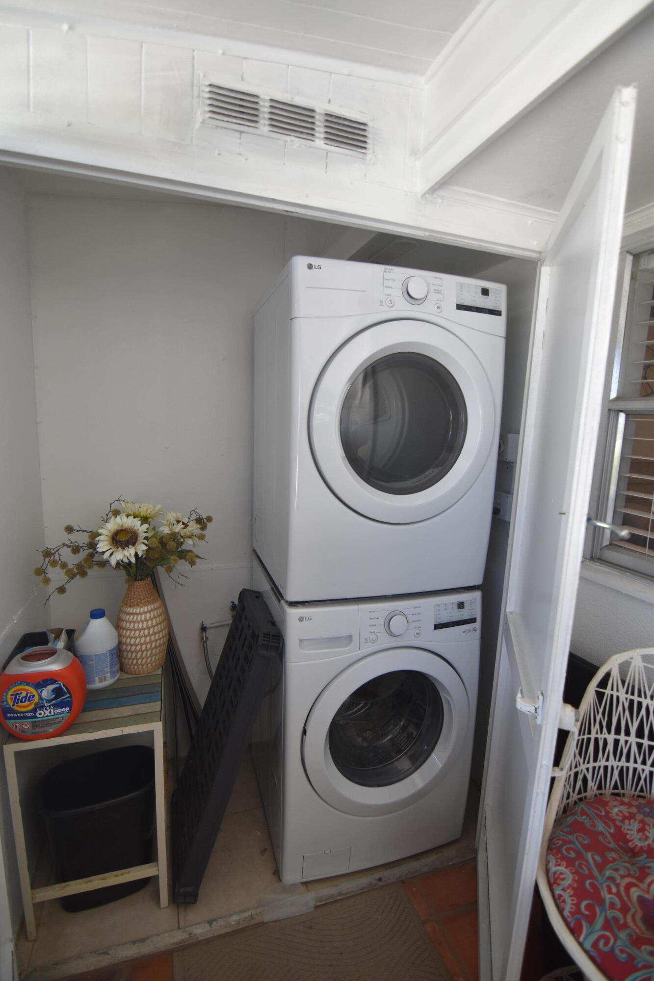 237 Saxony E Property Photo 20
