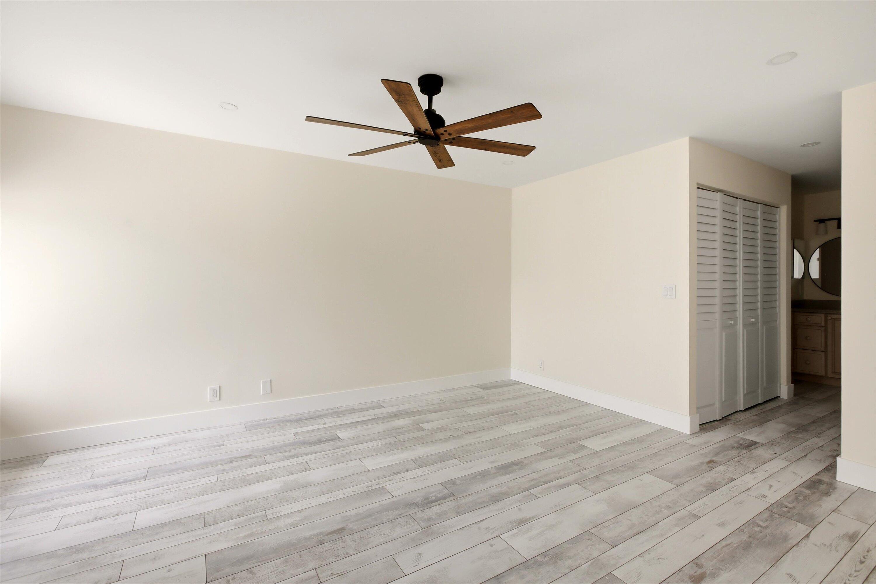 412 Southwind Drive E2 Property Photo 15