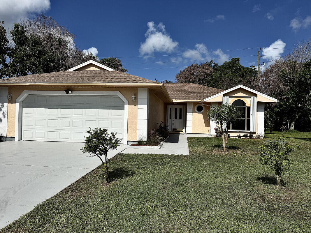 3053 SE Wake Road Property Photo 1