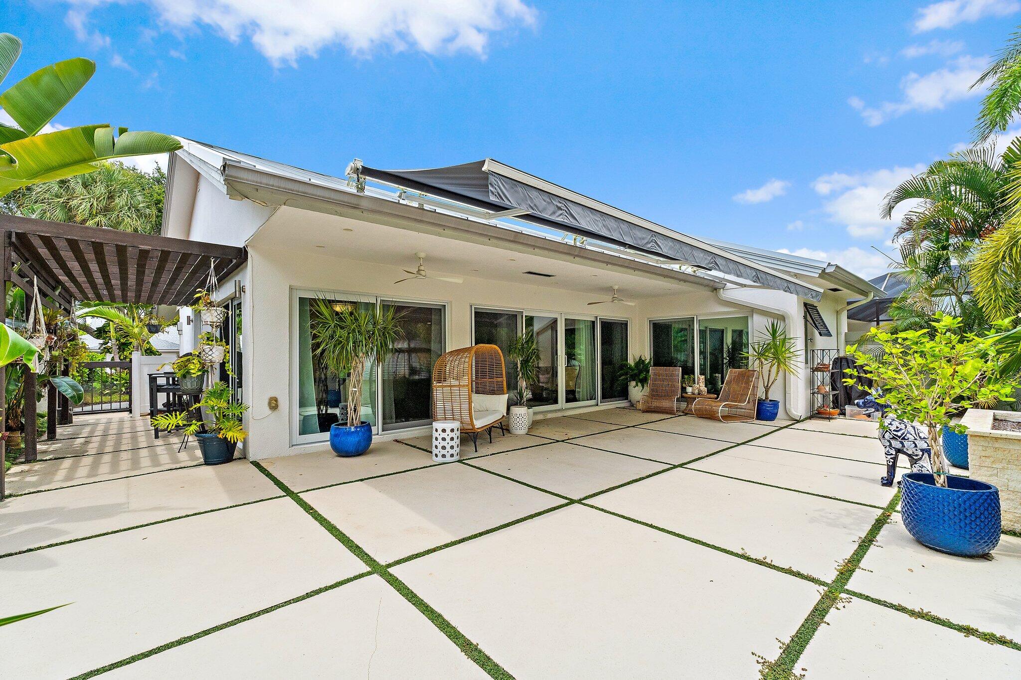 126 Seashore Drive Property Photo 10
