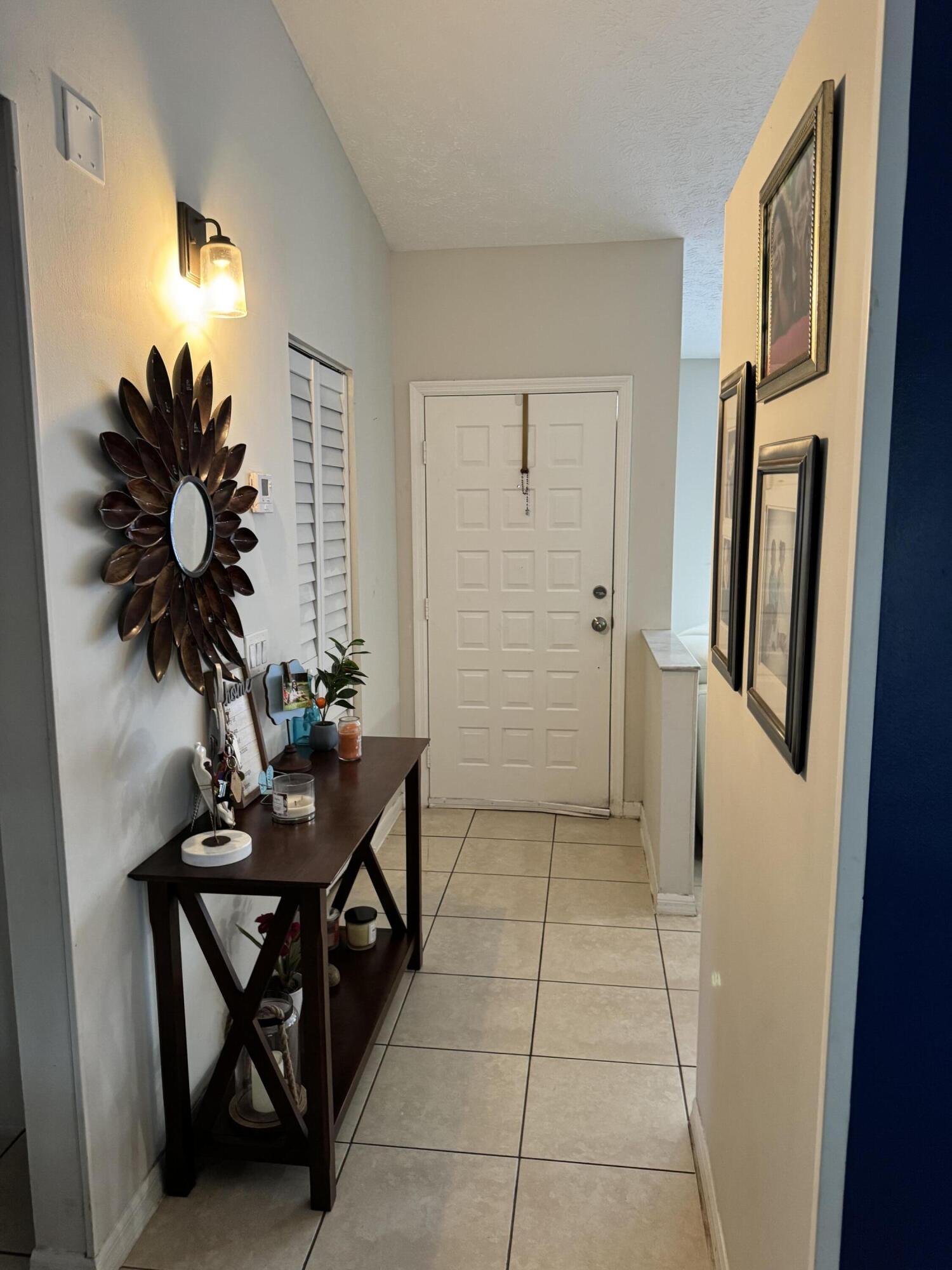 749 Sw Mccracken Avenue Property Photo 6