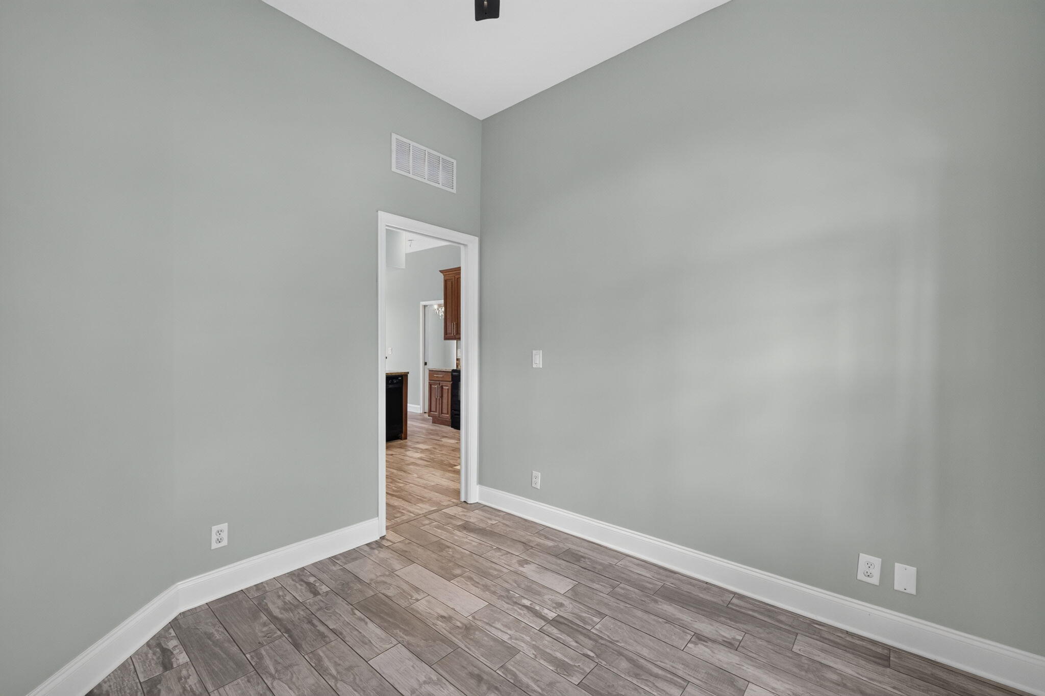 1502 Sw Herder Road Property Photo 13