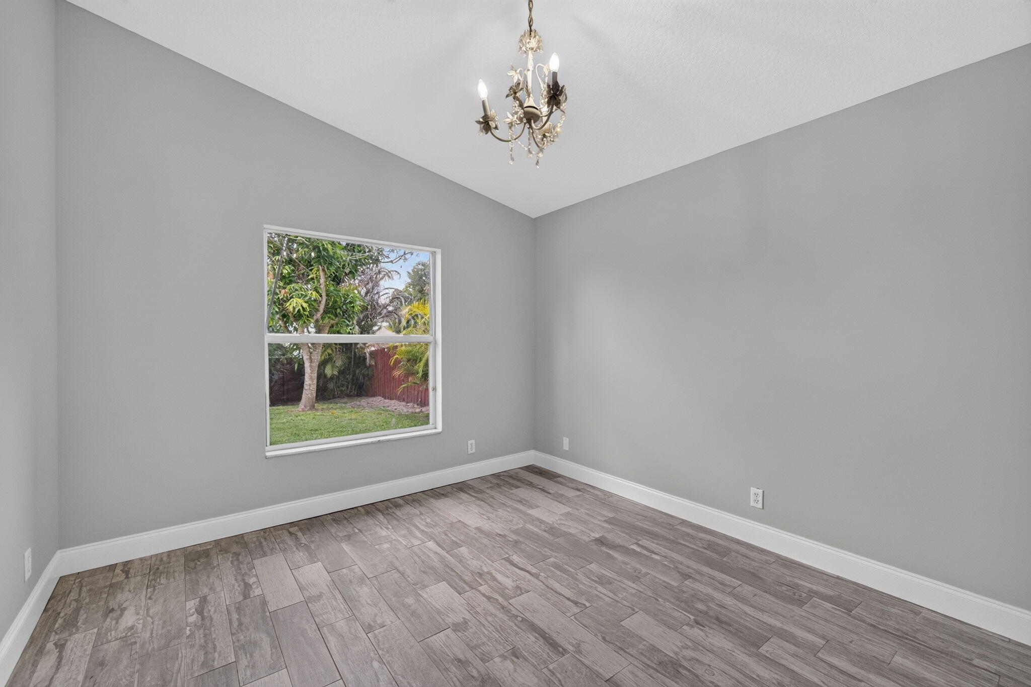 1502 Sw Herder Road Property Photo 15