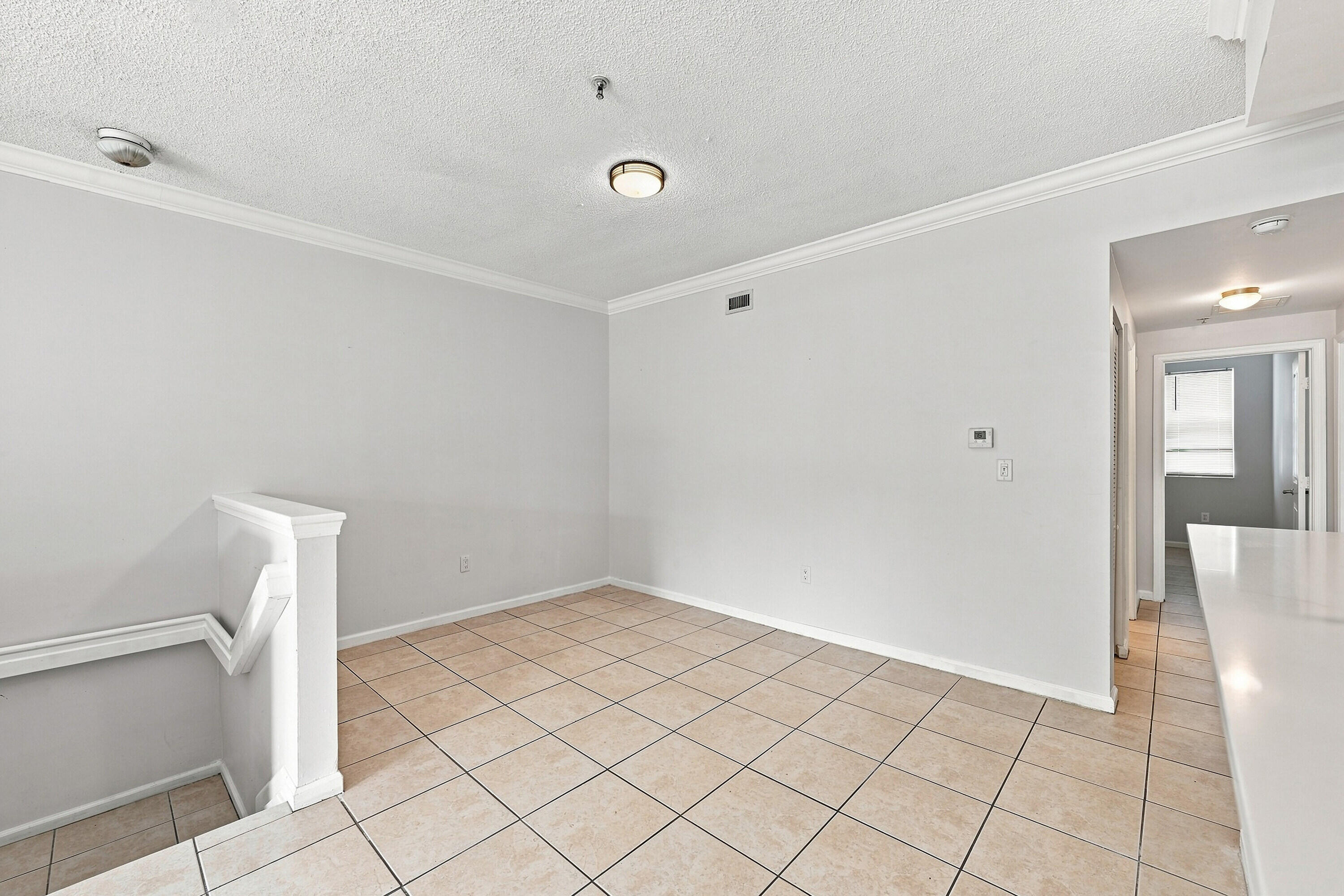 5860 W Sample Road 307 Property Photo 9